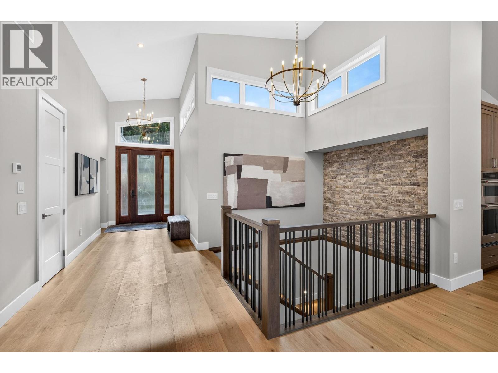 887 Loseth Drive, Kelowna, British Columbia  V1P 0A8 - Photo 7 - 10397817