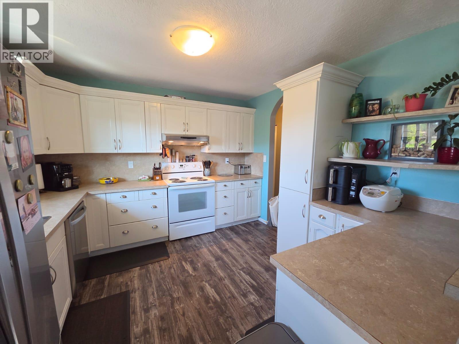 4317 51a Avenue Ne, Chetwynd, British Columbia  V0C 1J0 - Photo 15 - 10397898