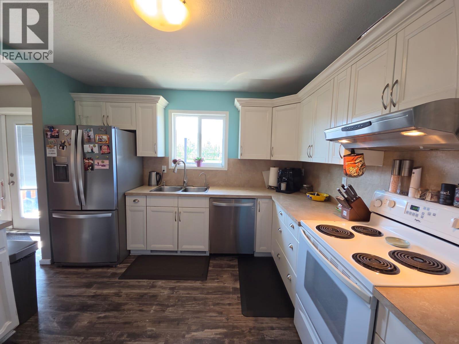 4317 51a Avenue Ne, Chetwynd, British Columbia  V0C 1J0 - Photo 16 - 10397898