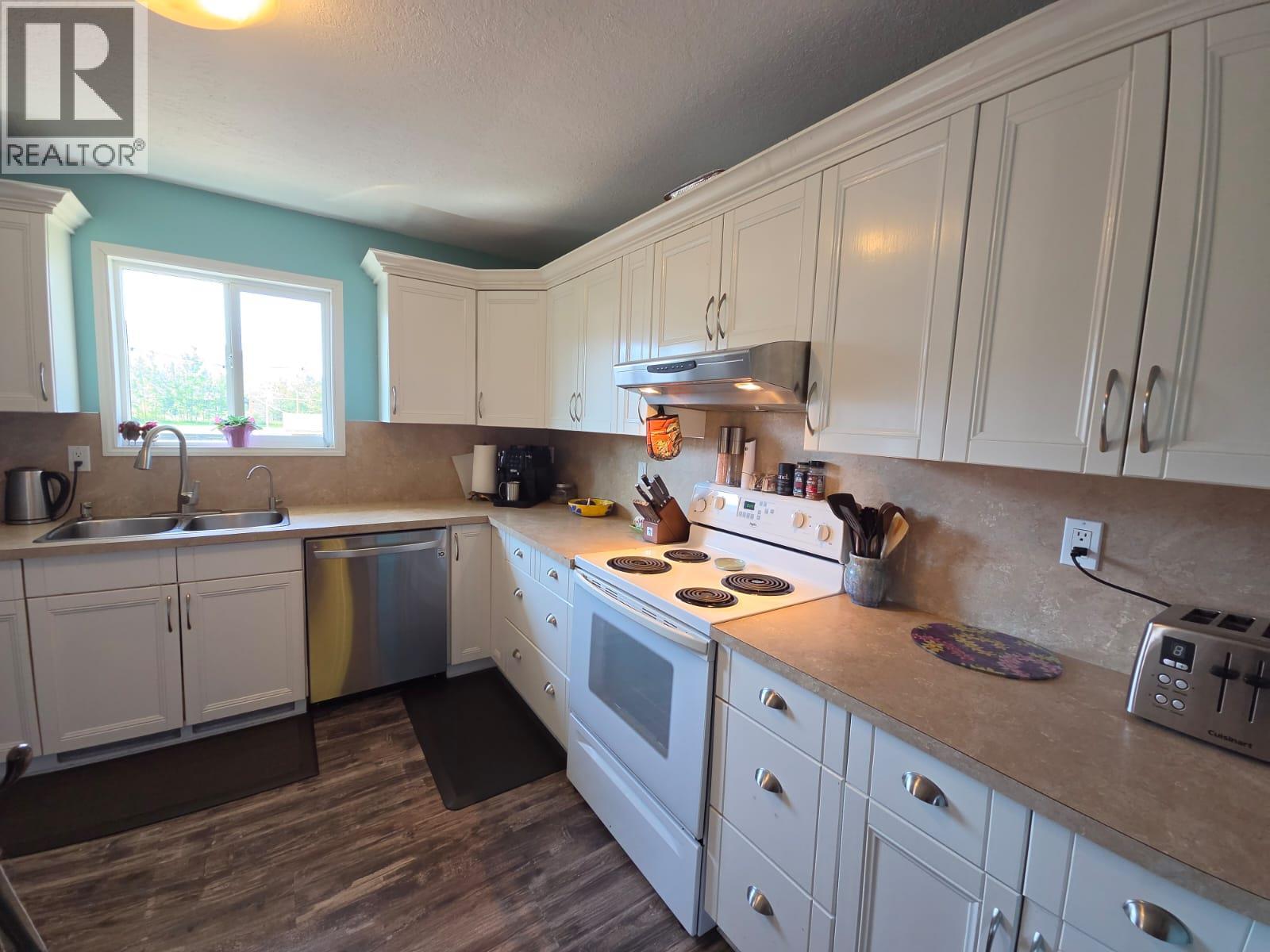 4317 51a Avenue Ne, Chetwynd, British Columbia  V0C 1J0 - Photo 17 - 10397898