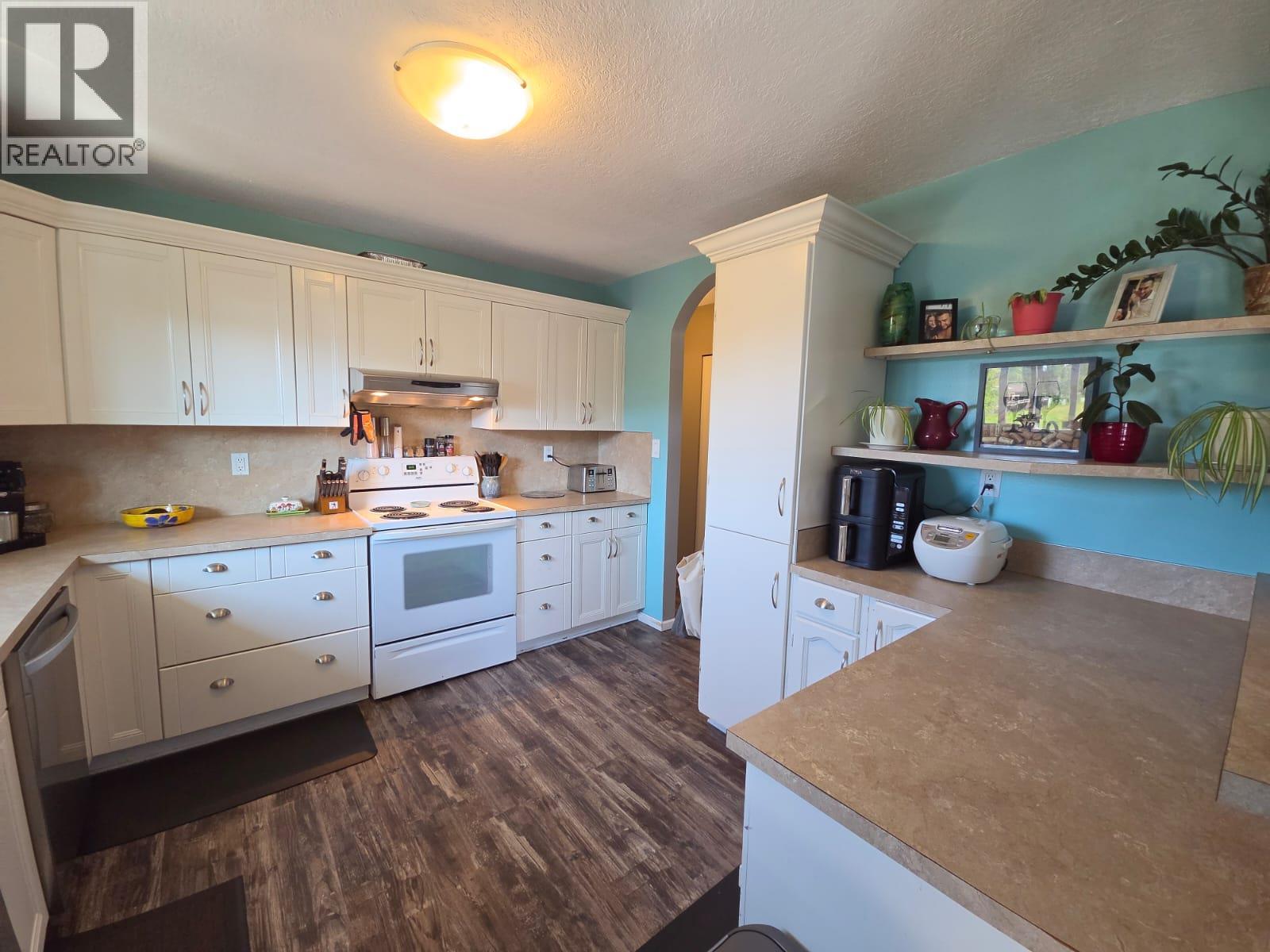 4317 51a Avenue Ne, Chetwynd, British Columbia  V0C 1J0 - Photo 20 - 10397898