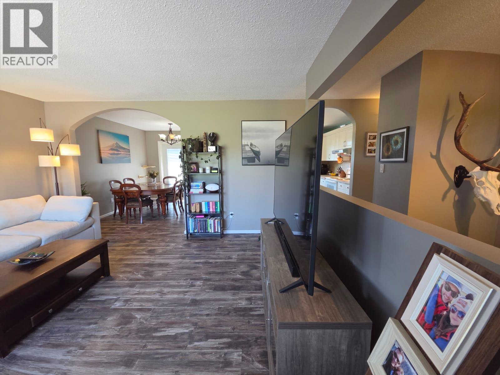 4317 51a Avenue Ne, Chetwynd, British Columbia  V0C 1J0 - Photo 9 - 10397898
