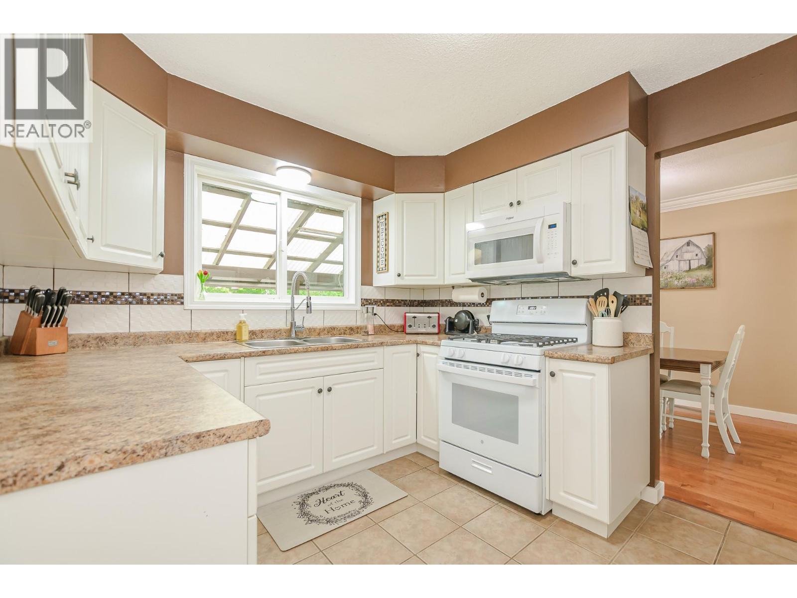 2651 Okanagan Avenue Ne, Salmon Arm, British Columbia  V1E 2T2 - Photo 23 - 10396806
