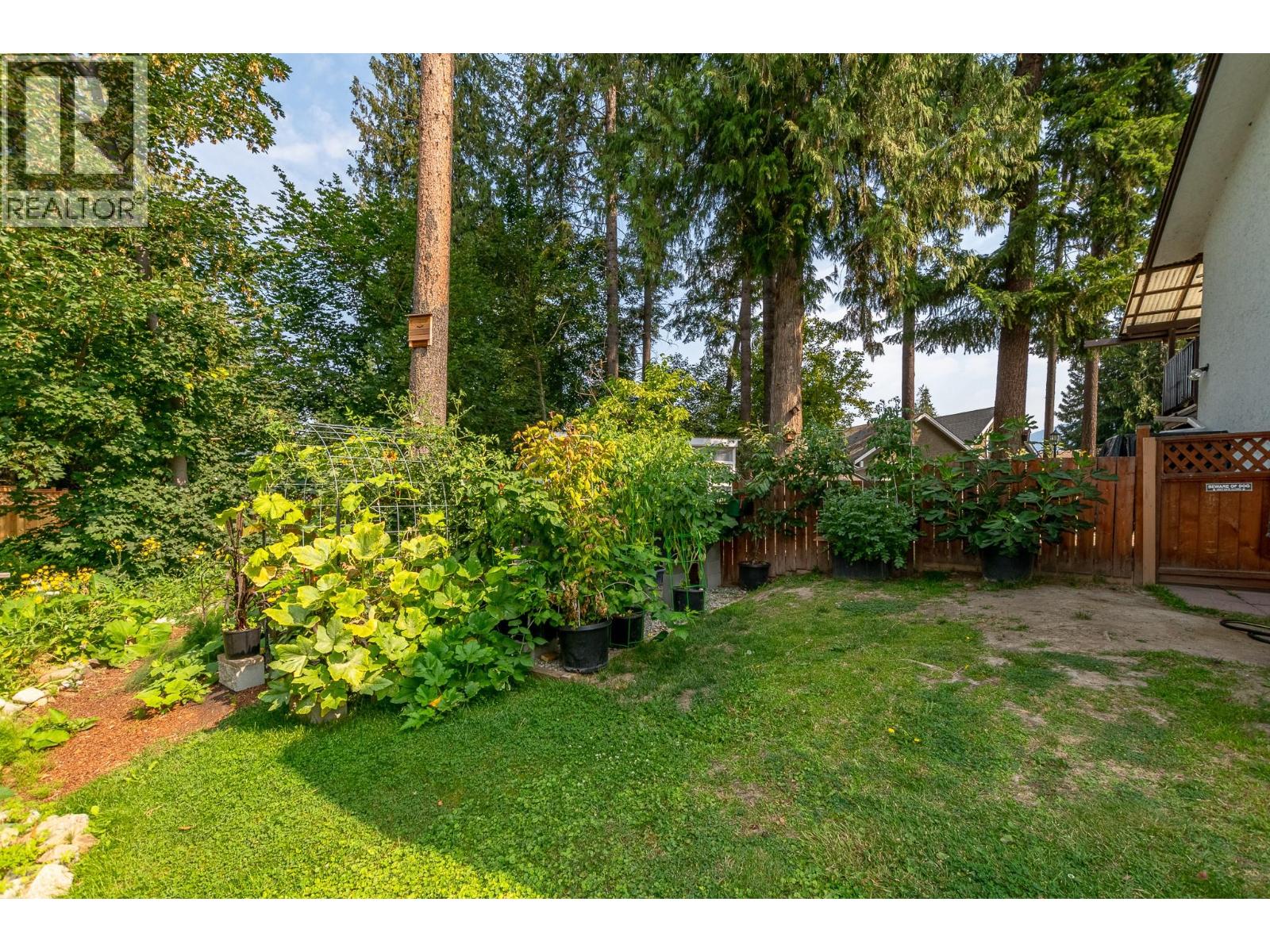 2651 Okanagan Avenue Ne, Salmon Arm, British Columbia  V1E 2T2 - Photo 39 - 10396806