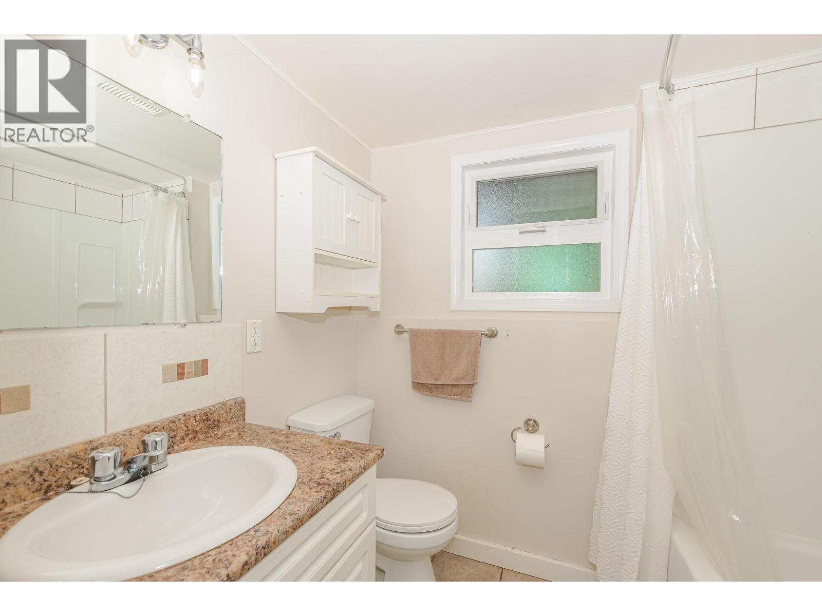 2651 Okanagan Avenue Ne, Salmon Arm, British Columbia  V1E 2T2 - Photo 55 - 10396806