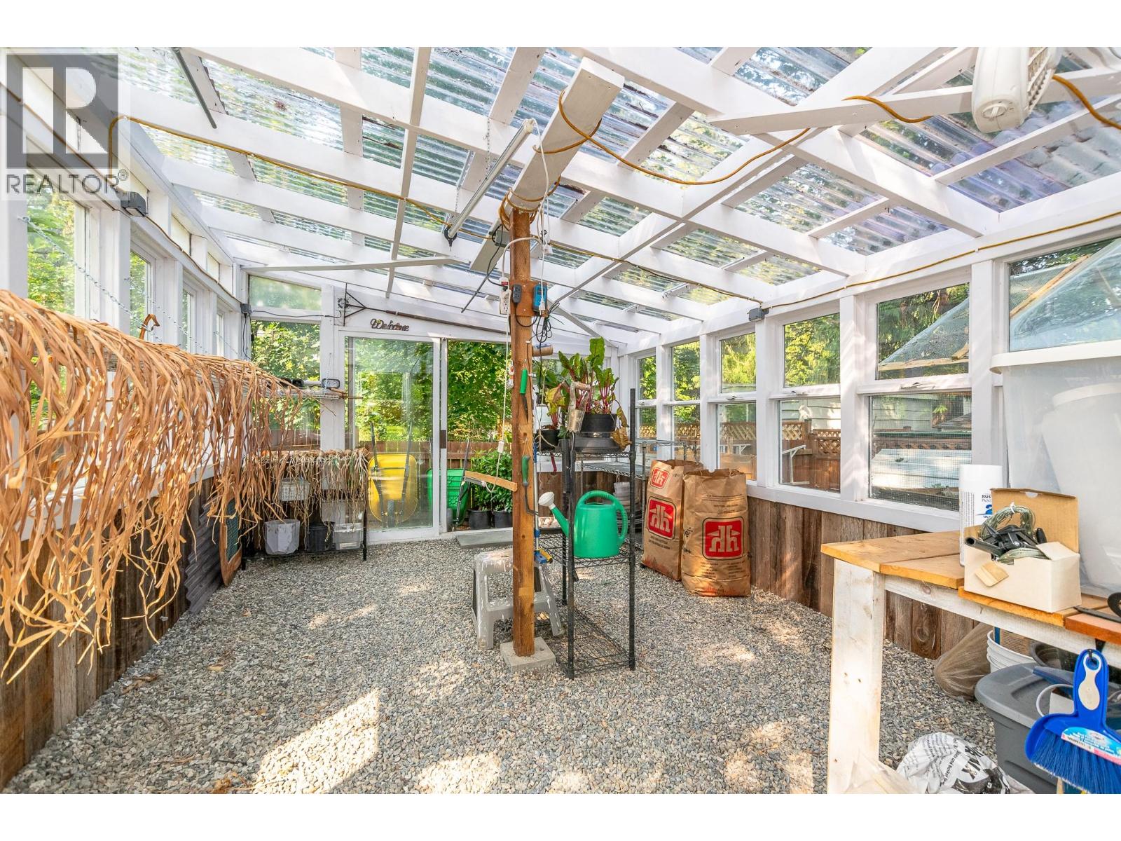 2651 Okanagan Avenue Ne, Salmon Arm, British Columbia  V1E 2T2 - Photo 61 - 10396806