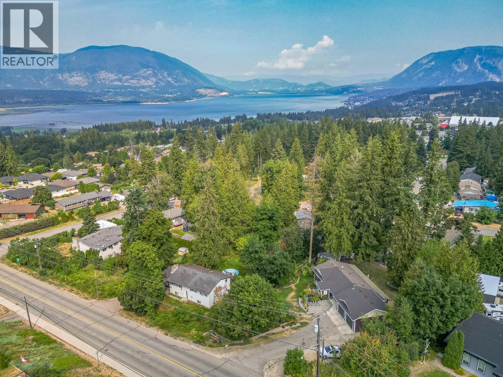 2651 Okanagan Avenue Ne, Salmon Arm, British Columbia  V1E 2T2 - Photo 74 - 10396806