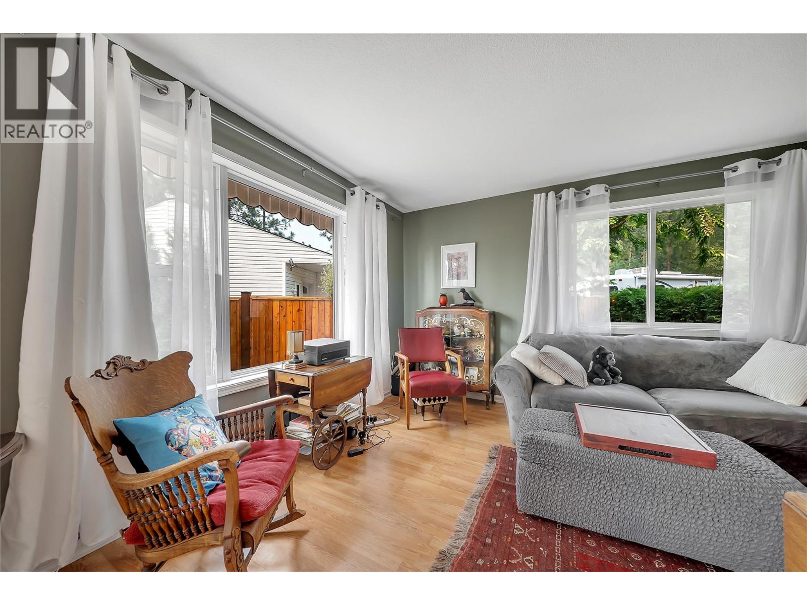 3272 Juniper Drive, Naramata, British Columbia  V0H 1N1 - Photo 6 - 10397598