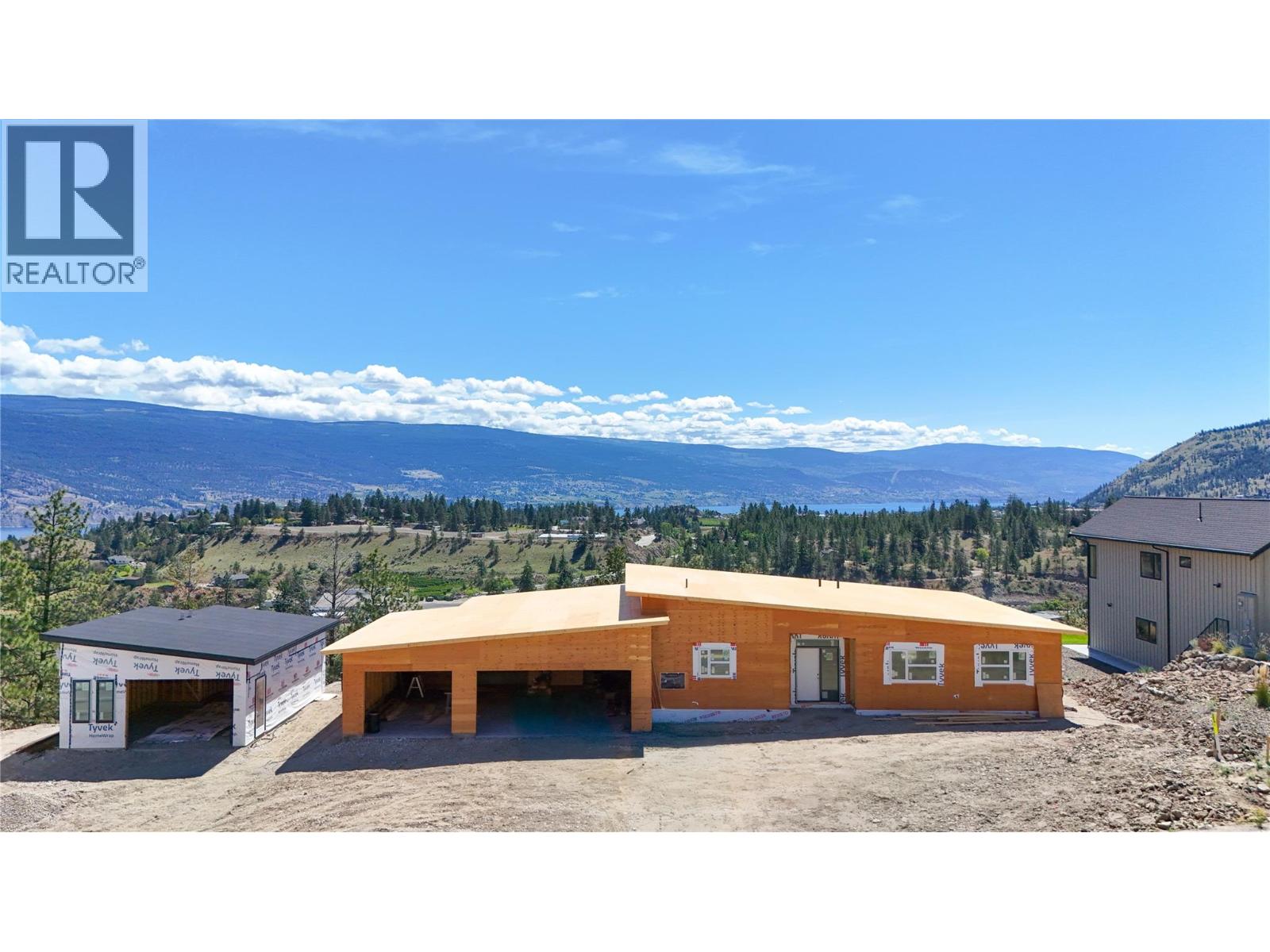 17587 Sanborn Street, Summerland, British Columbia  V0H 1Z3 - Photo 2 - 10397368