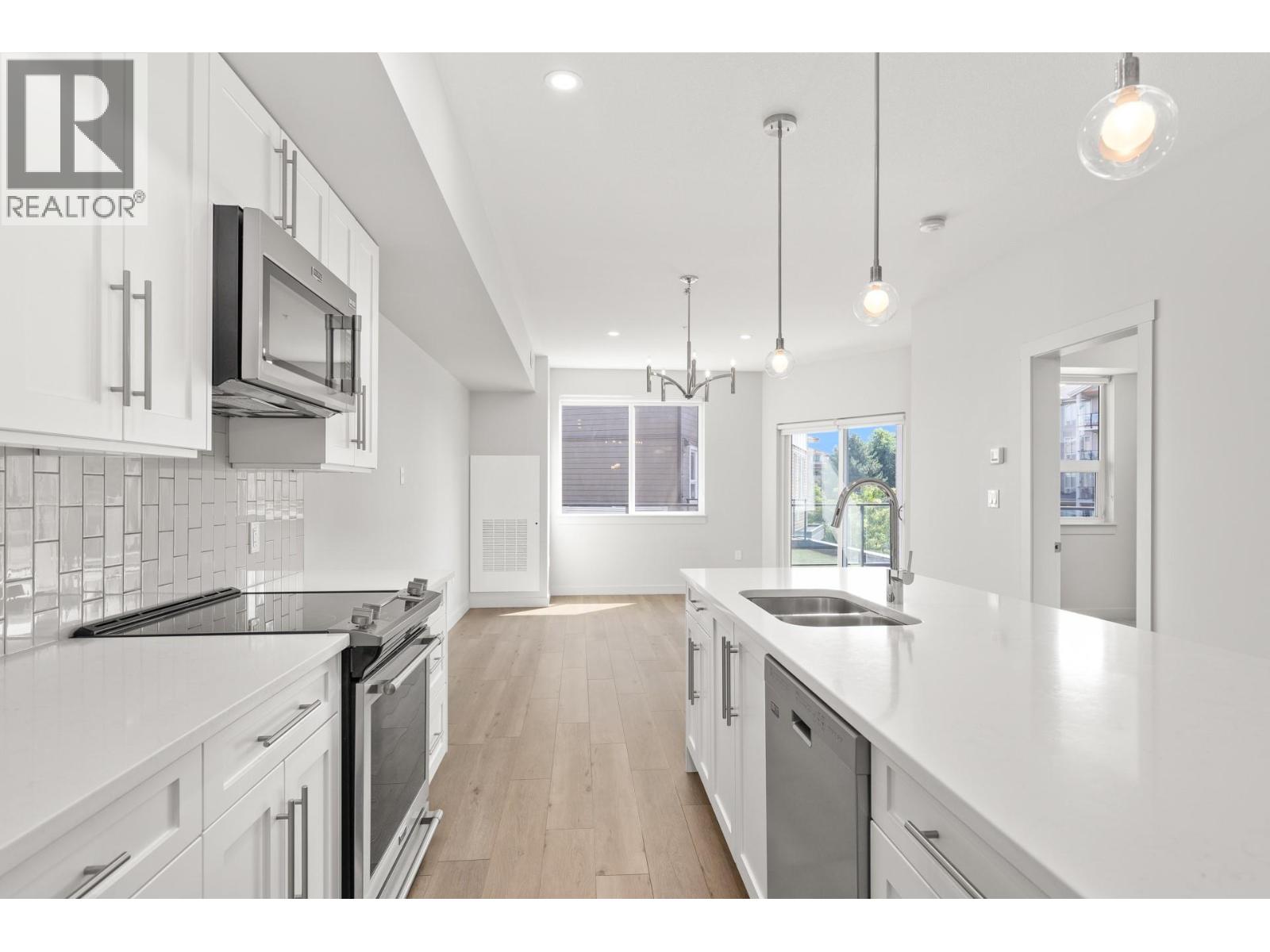 3630 Mission Springs Drive Unit# 201, Kelowna, British Columbia  V1S 0B2 - Photo 4 - 10397972