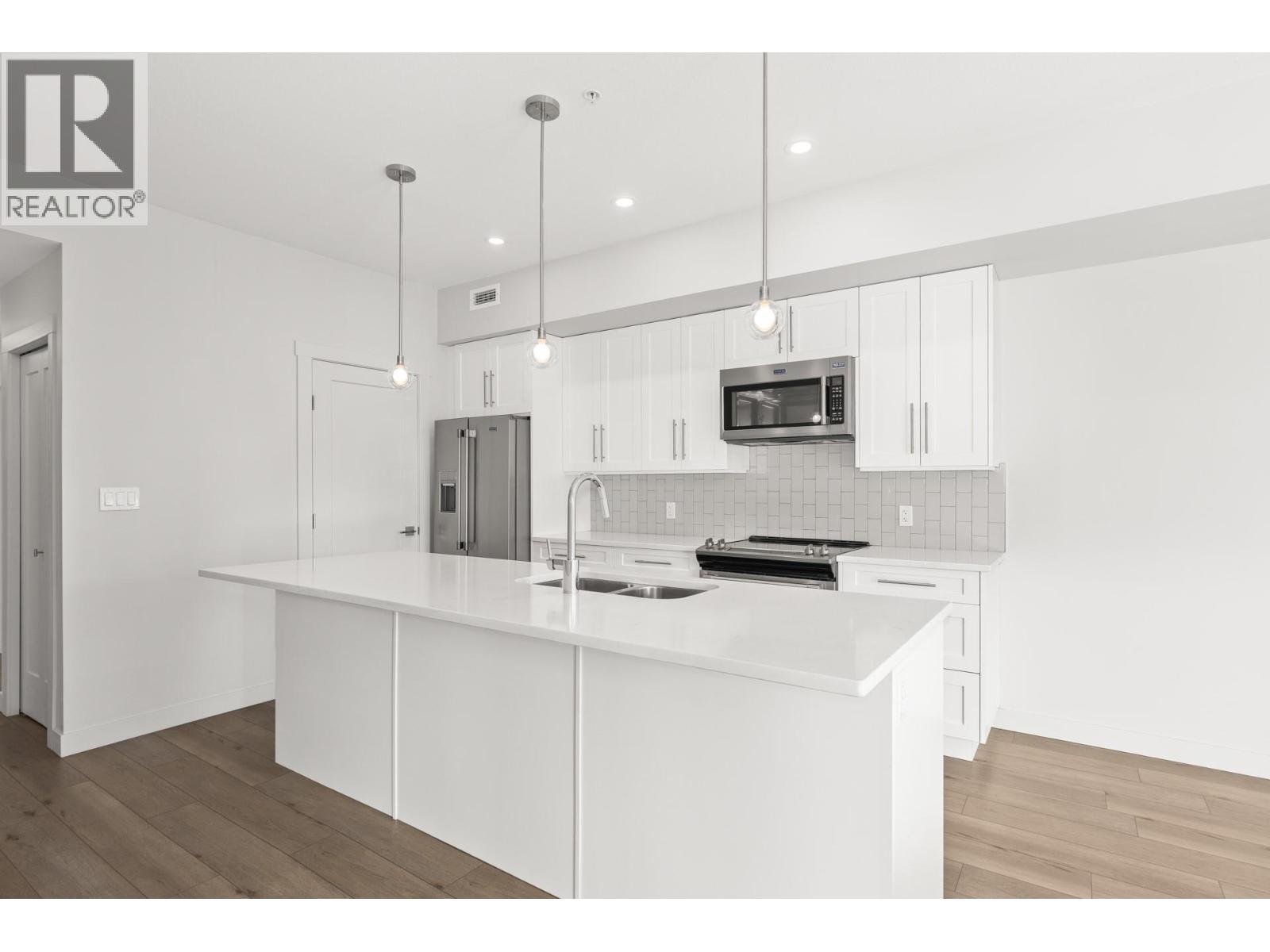 3630 Mission Springs Drive Unit# 201, Kelowna, British Columbia  V1S 0B2 - Photo 5 - 10397972