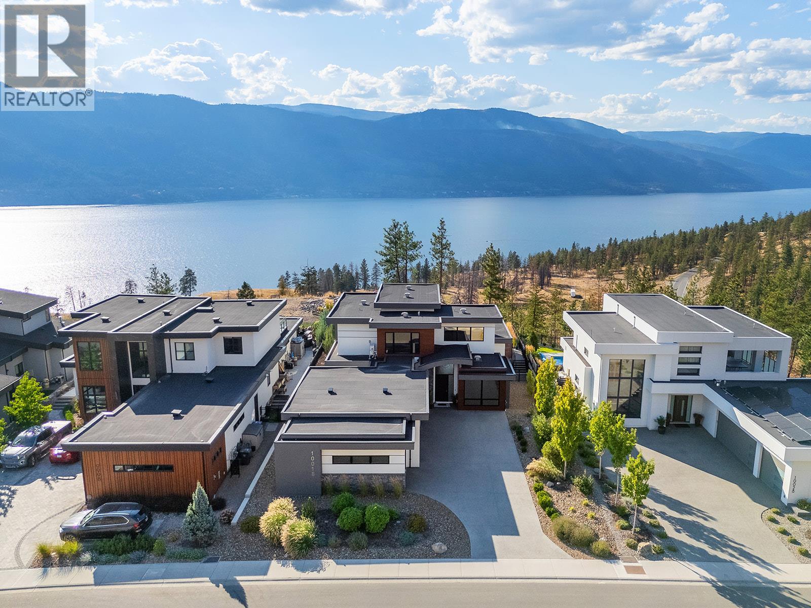 10018 Beacon Hill Drive, Lake Country, British Columbia  V4V 0A9 - Photo 3 - 10397930