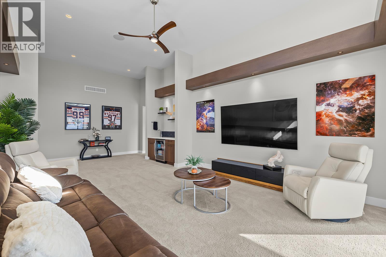 10018 Beacon Hill Drive, Lake Country, British Columbia  V4V 0A9 - Photo 54 - 10397930