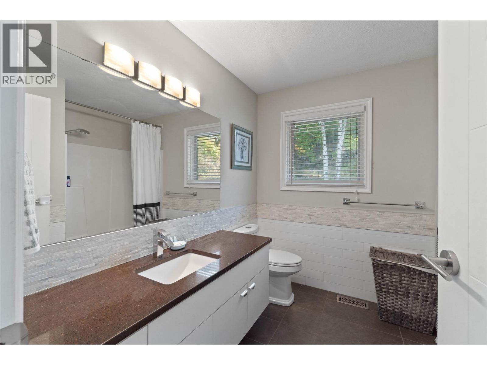 961 Greystone Crescent, Kamloops, British Columbia  V1S 1K7 - Photo 25 - 10397651