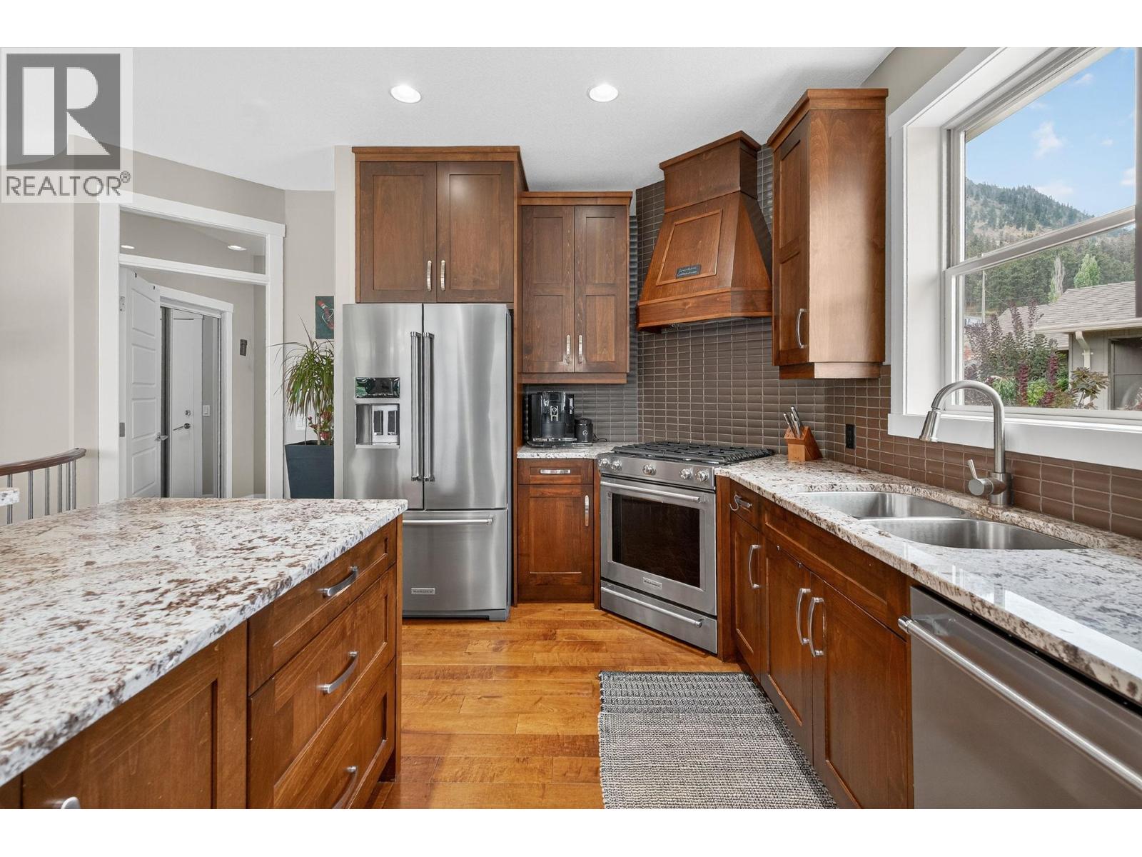 3751 Lornell Court, Peachland, British Columbia  V0H 1X2 - Photo 15 - 10397963