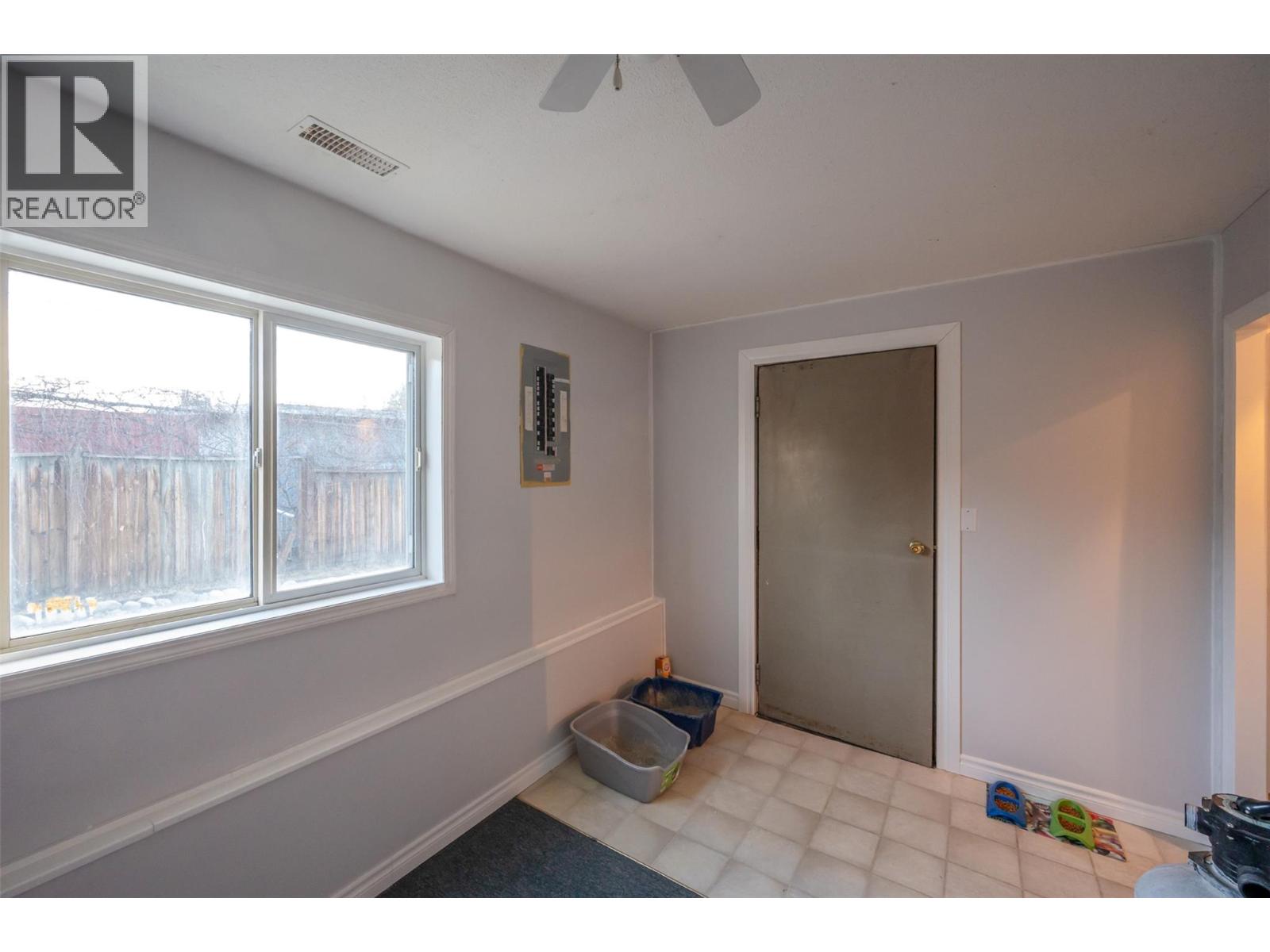 1721 Wallis Road, Okanagan Falls, British Columbia  V0H 1R2 - Photo 75 - 10397938