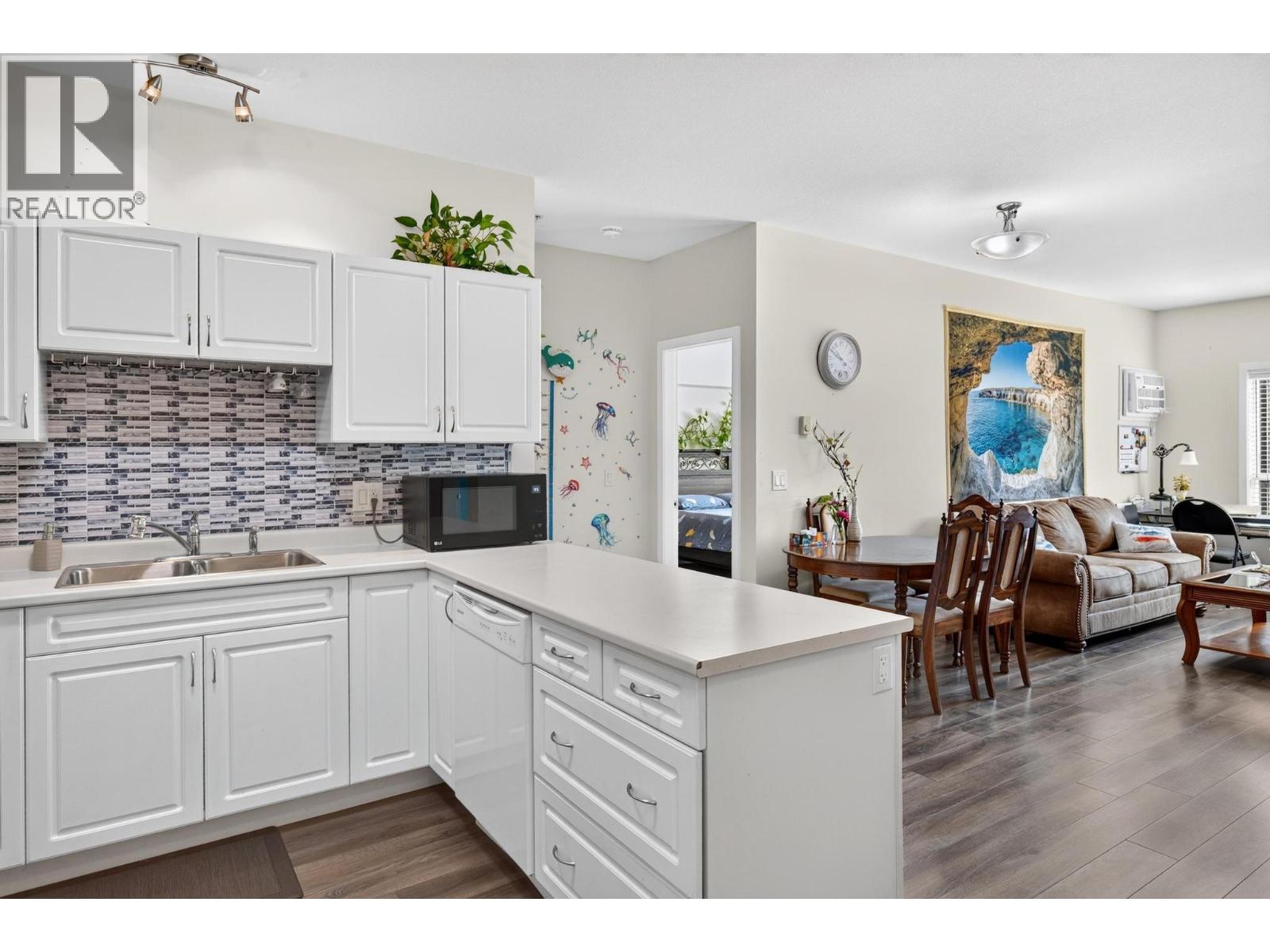 770 Rutland Road Unit# 210, Kelowna, British Columbia  V1X 3B7 - Photo 1 - 10397393