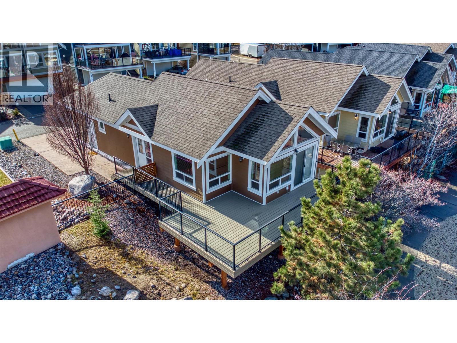 6819 Madrid Way Unit# 355, Kelowna, British Columbia  V1Z 3R8 - Photo 1 - 10396641