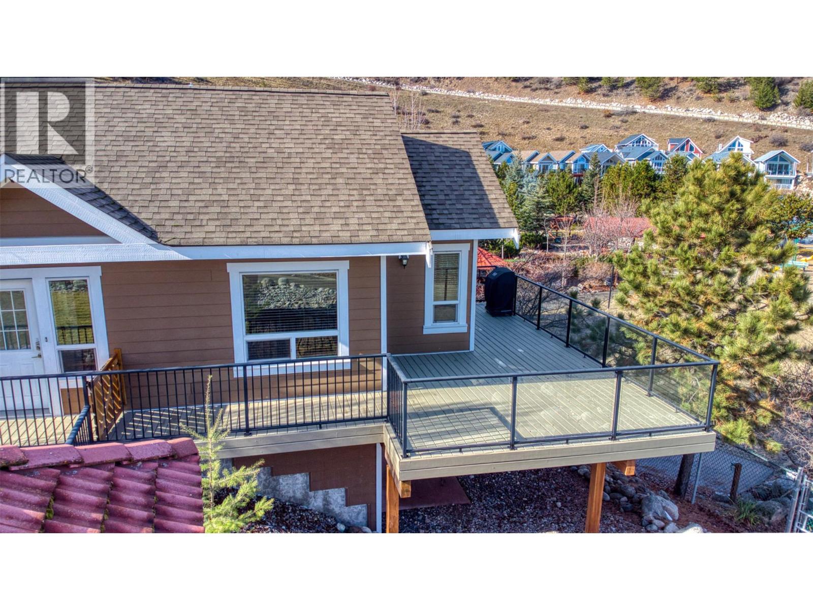 6819 Madrid Way Unit# 355, Kelowna, British Columbia  V1Z 3R8 - Photo 4 - 10396641