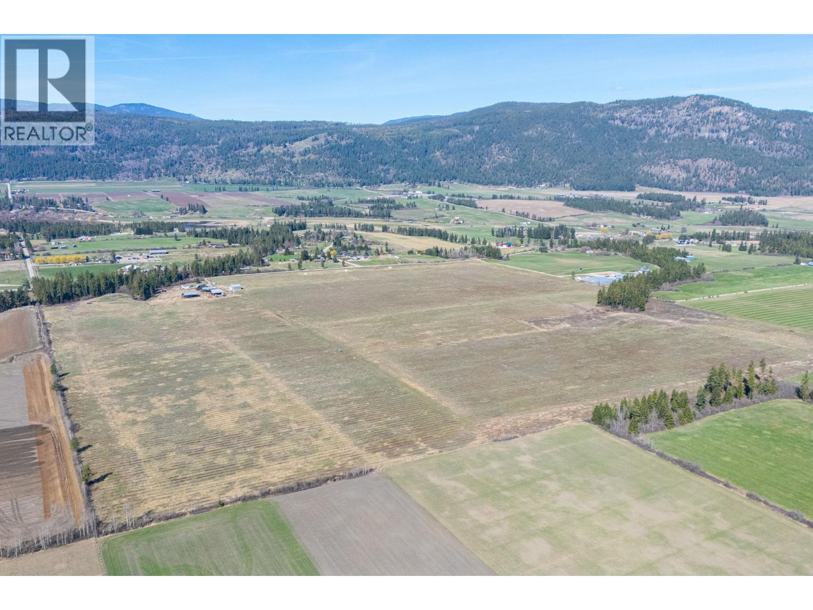 1448 Otter Lake Cross Road, Spallumcheen, British Columbia  V0E 1B5 - Photo 3 - 10397991