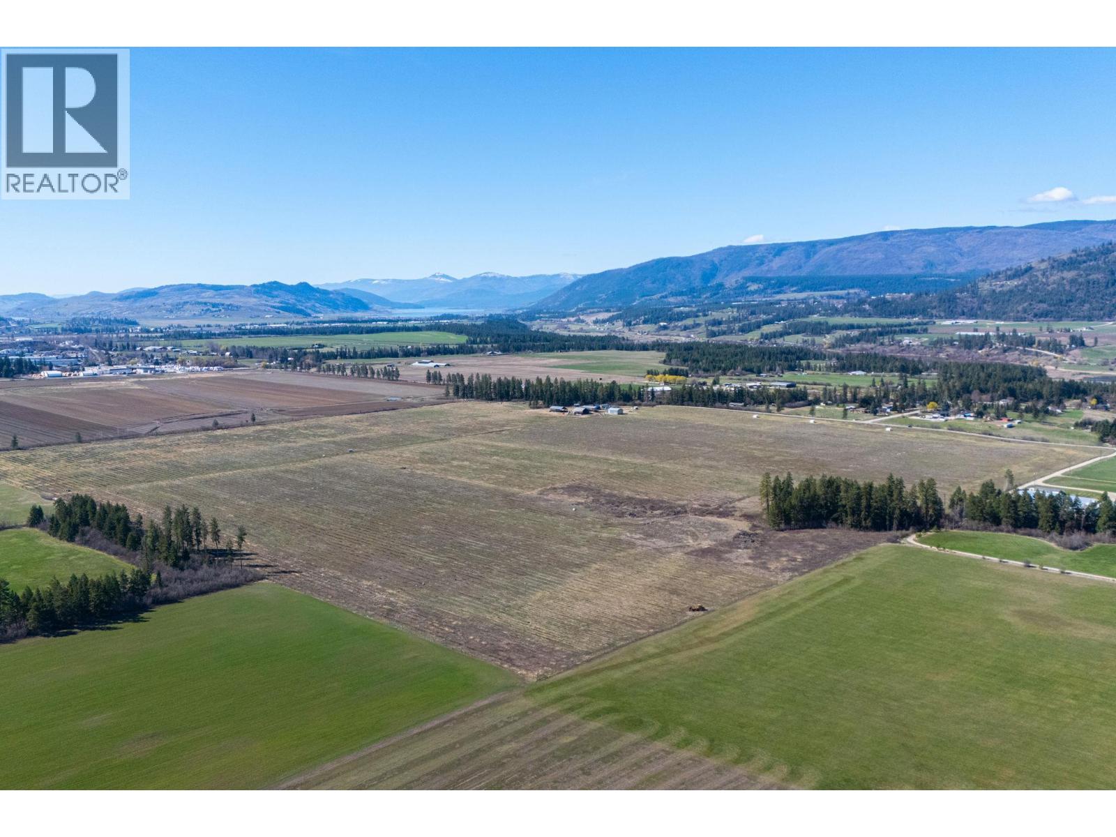 1448 Otter Lake Cross Road, Spallumcheen, British Columbia  V0E 1B5 - Photo 4 - 10397991