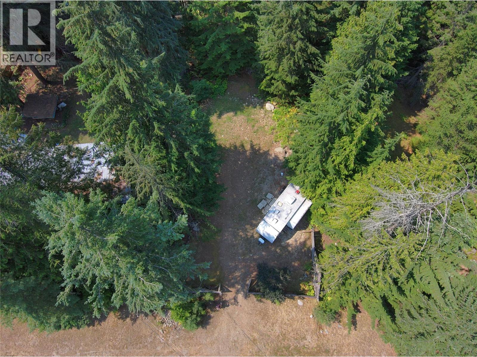 1111 Harold Street, Slocan, British Columbia  V0G 2C0 - Photo 12 - 10397909
