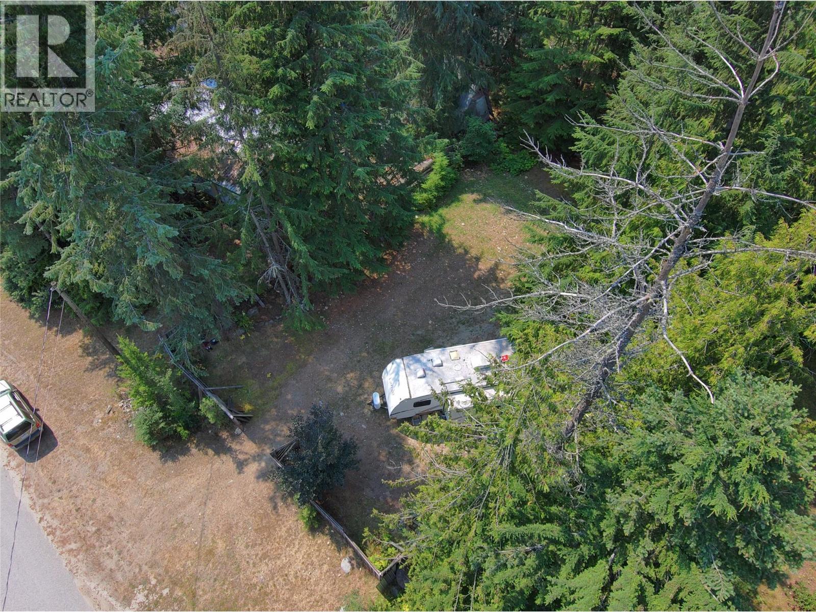 1111 Harold Street, Slocan, British Columbia  V0G 2C0 - Photo 8 - 10397909