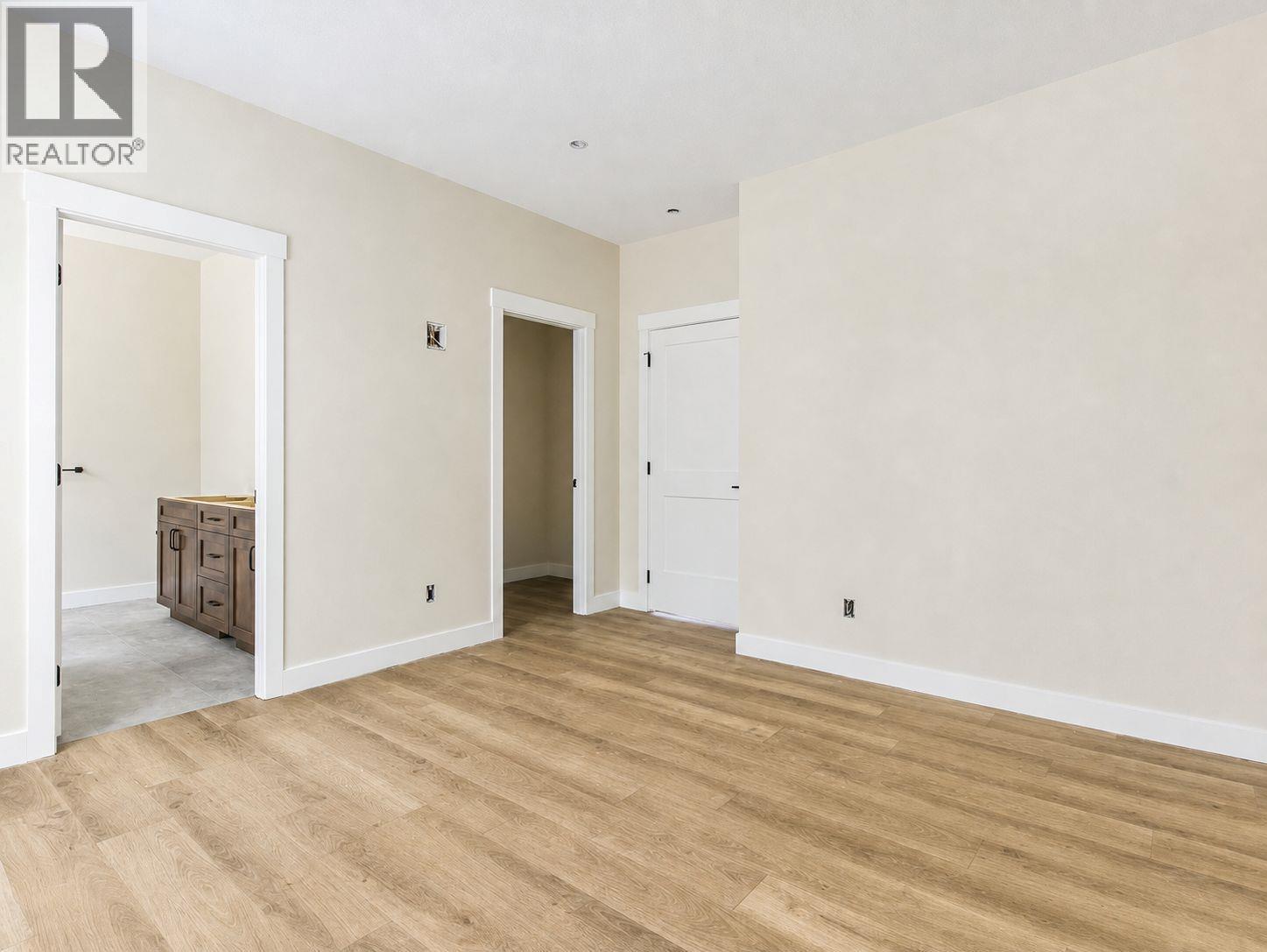 1450 21 Street Ne, Salmon Arm, British Columbia  V1E 0G8 - Photo 11 - 10397862