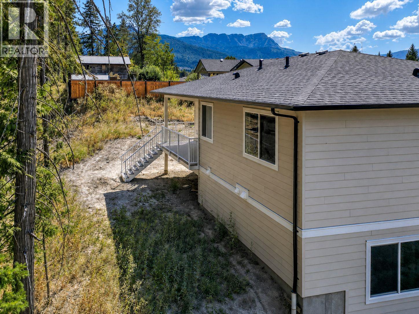 1450 21 Street Ne, Salmon Arm, British Columbia  V1E 0G8 - Photo 27 - 10397862