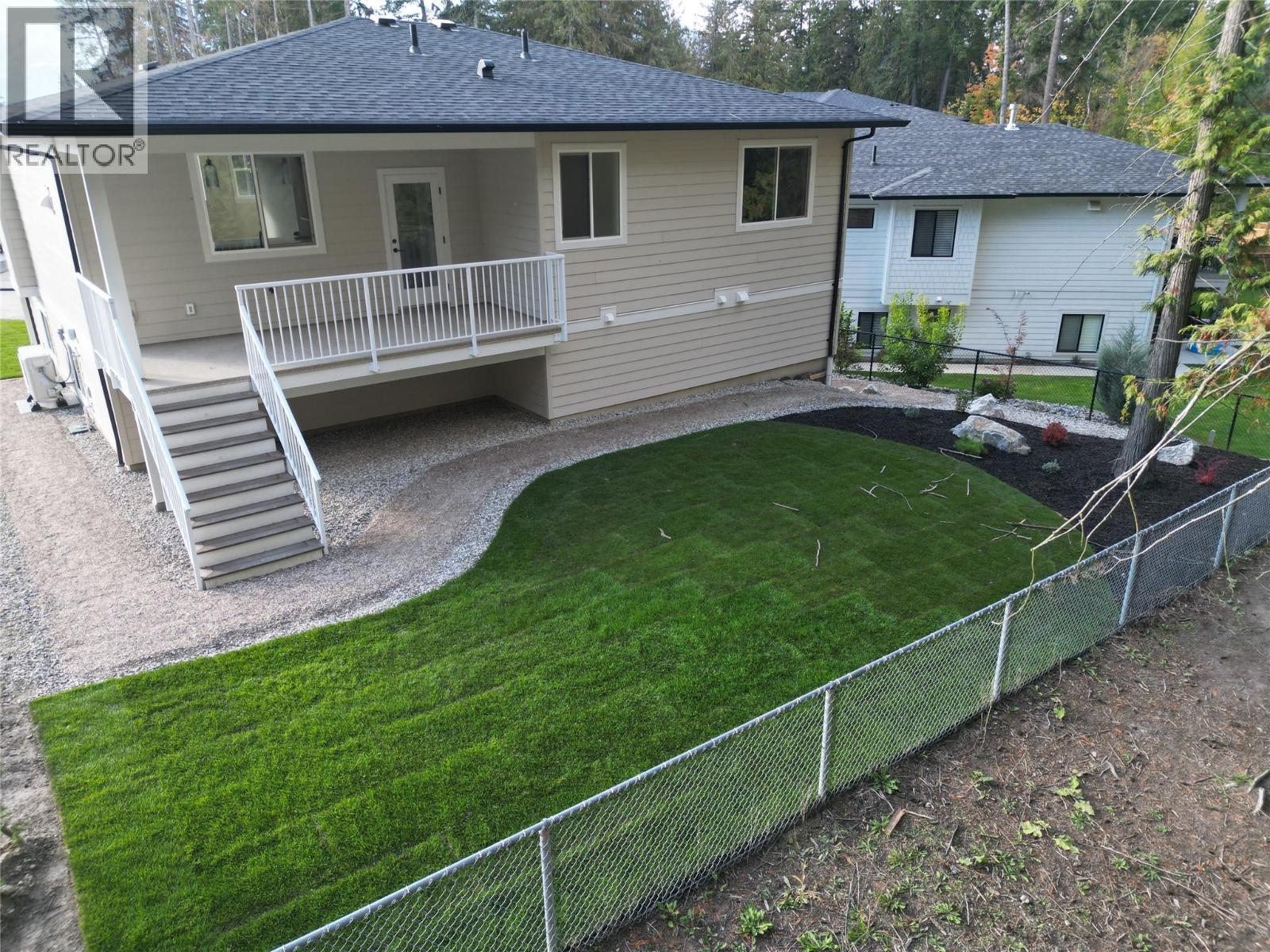 1450 21 Street Ne, Salmon Arm, British Columbia  V1E 0G8 - Photo 33 - 10397862