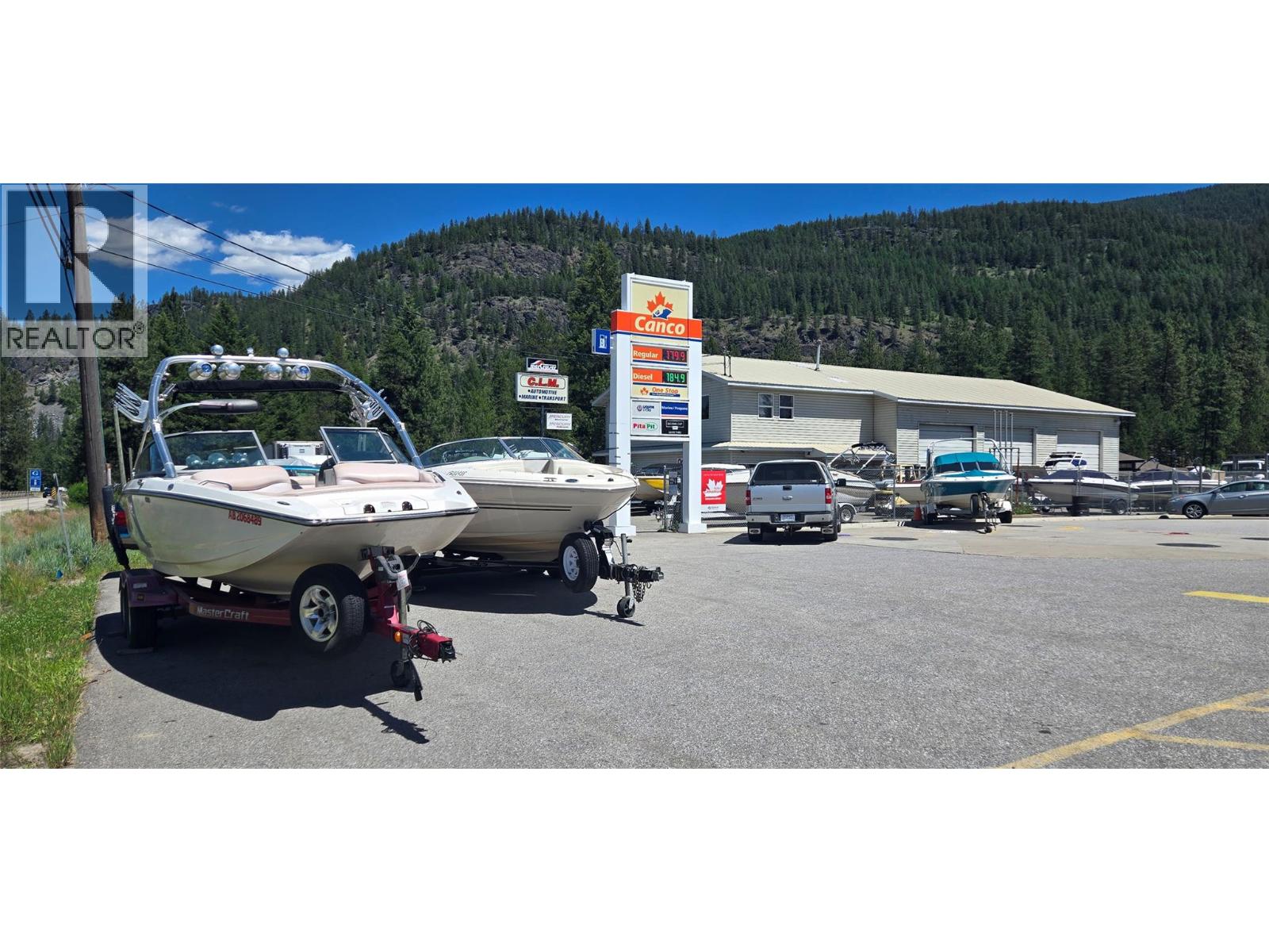 1600 Mcgregor Frontage Road, Christina Lake, British Columbia  V0H 1E2 - Photo 2 - 10397684