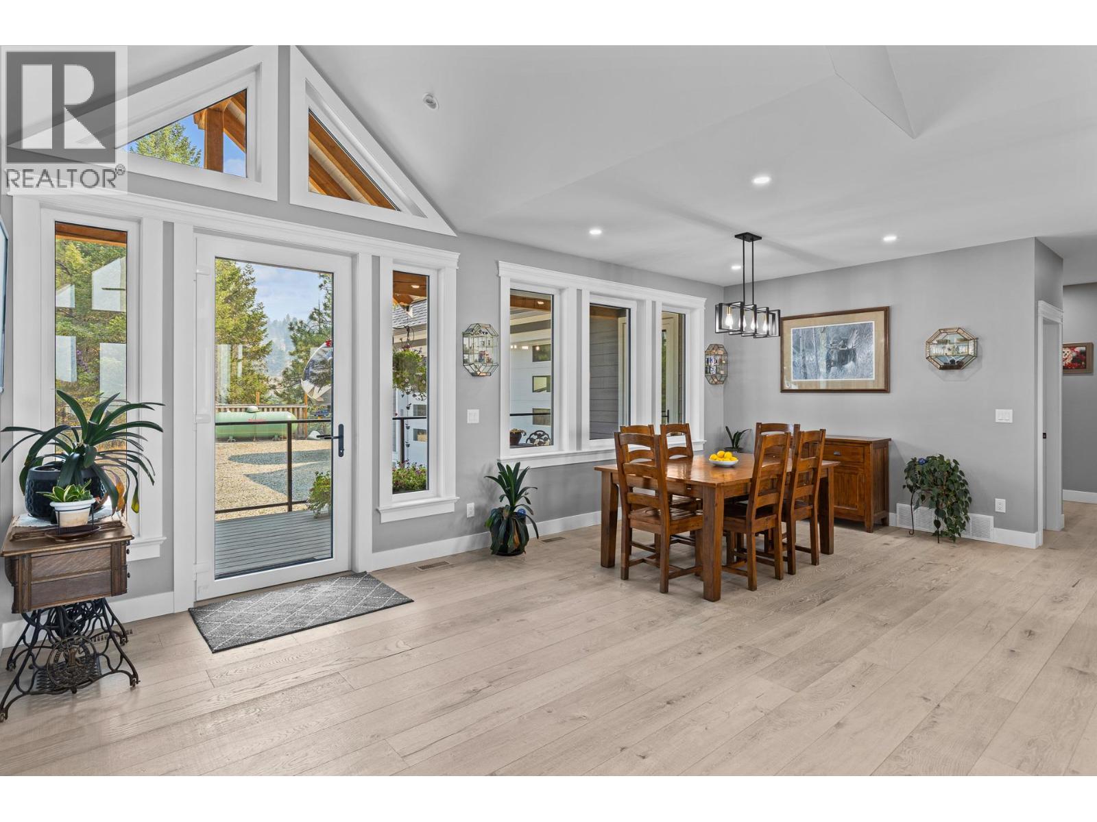 125 Falcon Place, Osoyoos, British Columbia  V0H 1V6 - Photo 10 - 10398017