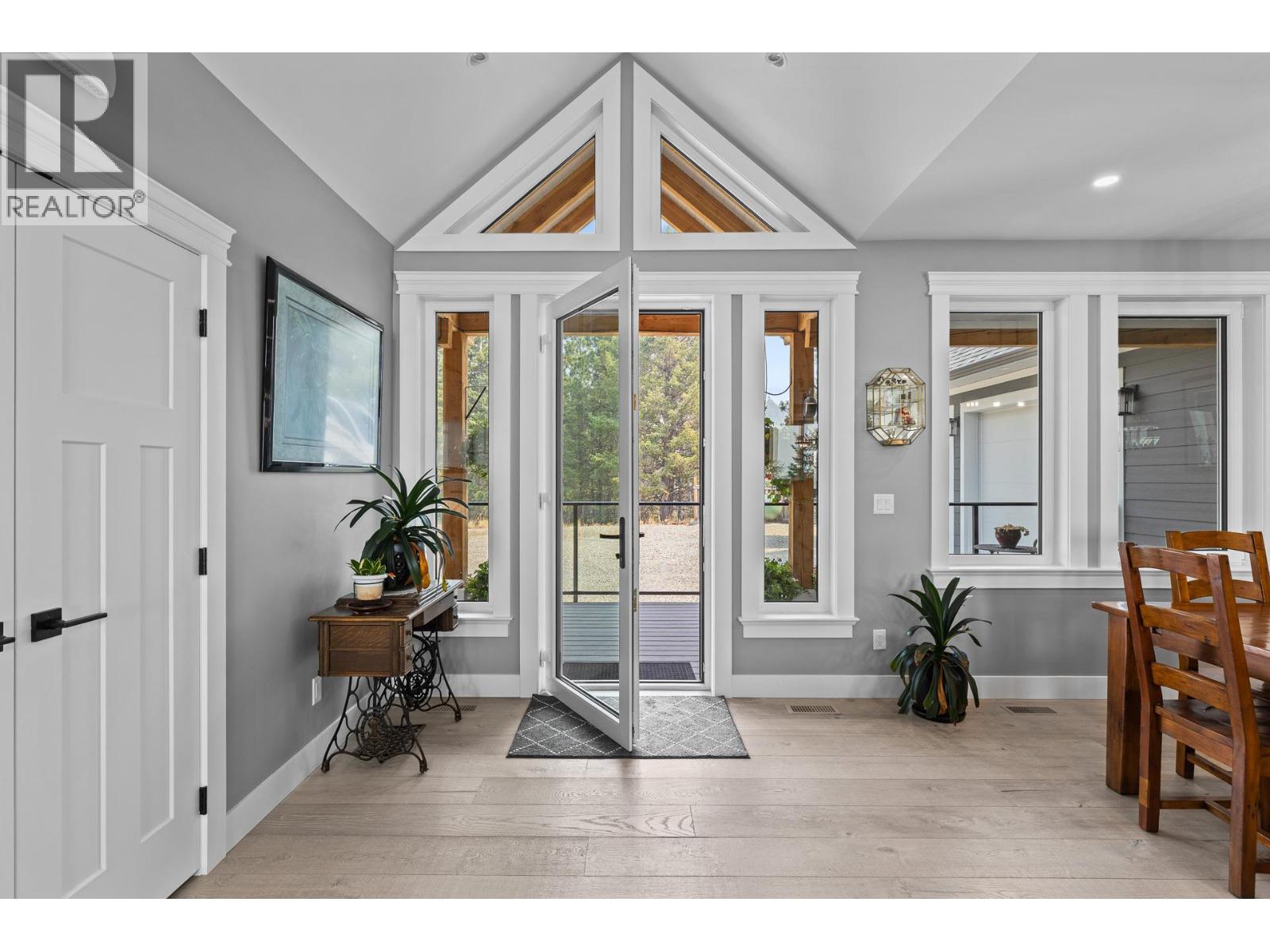 125 Falcon Place, Osoyoos, British Columbia  V0H 1V6 - Photo 9 - 10398017