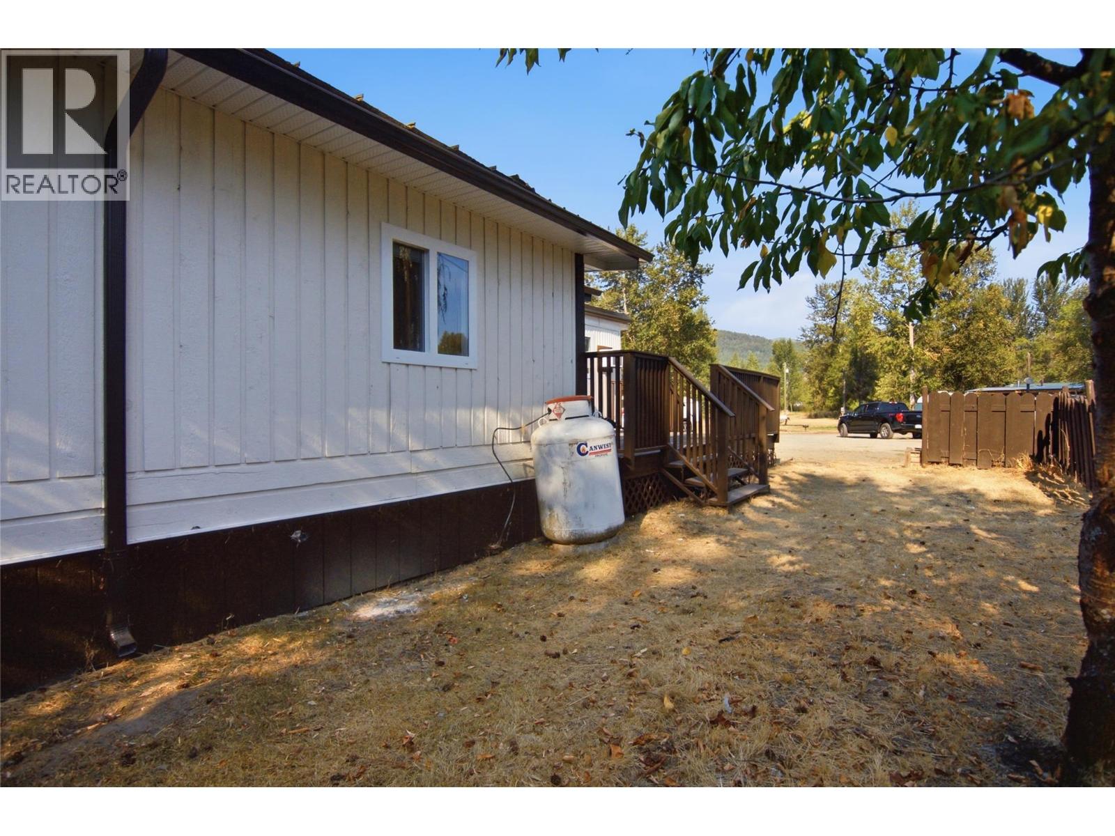 4564 Summer Road Unit# 11, Barriere, British Columbia  V0E 1E0 - Photo 23 - 10397908