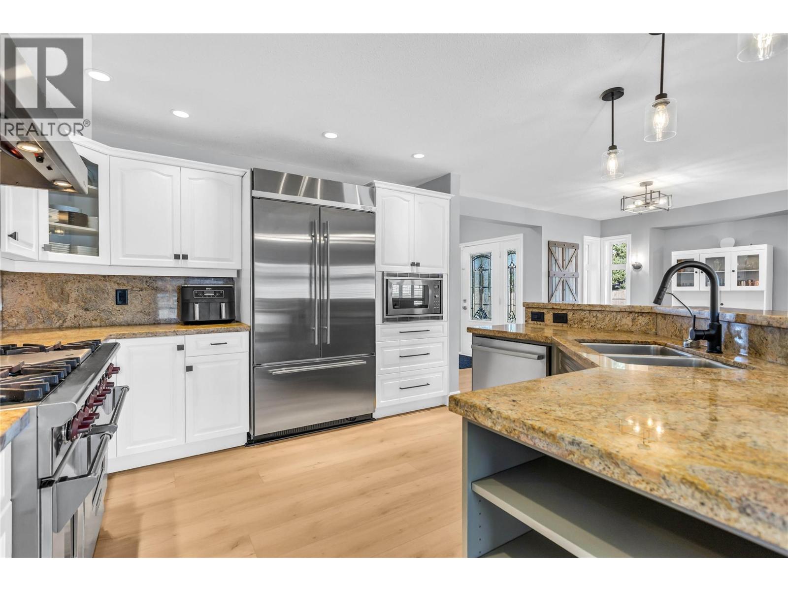 3350 Larkspur Court, Kelowna, British Columbia  V1W 4E4 - Photo 25 - 10397868
