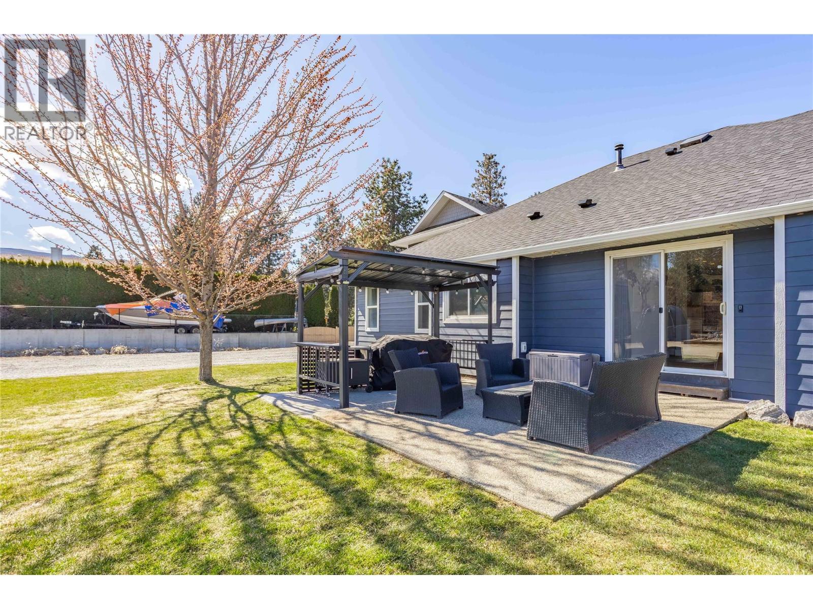 3350 Larkspur Court, Kelowna, British Columbia  V1W 4E4 - Photo 8 - 10397868