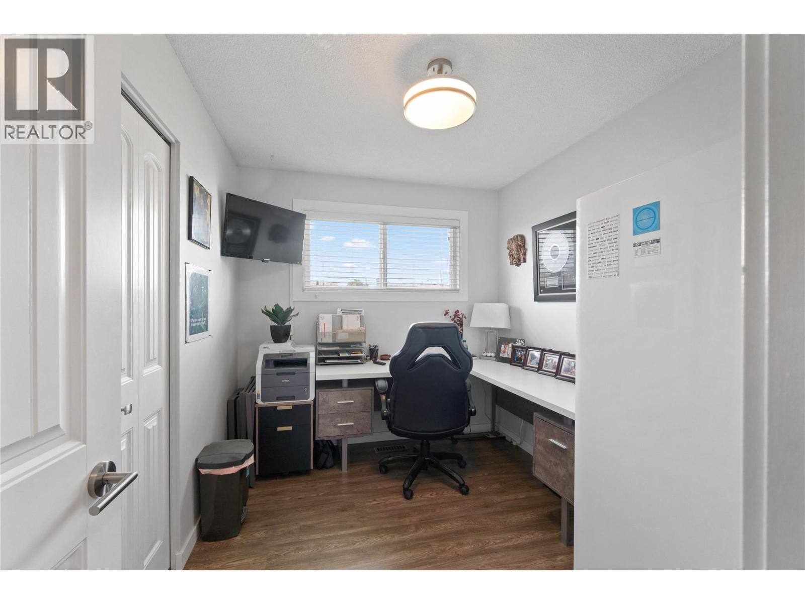 667 Cambridge Crescent, Kamloops, British Columbia  V2B 5B7 - Photo 12 - 10398022