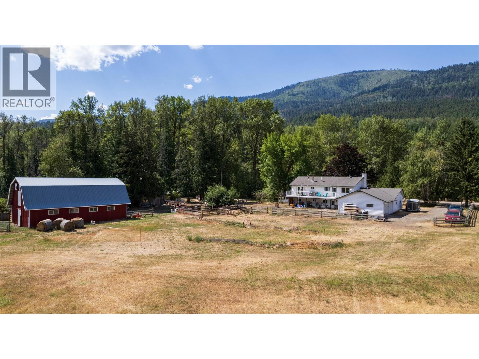 3545 Shaw Road, Falkland, British Columbia  V0E 1W1 - Photo 12 - 10397881