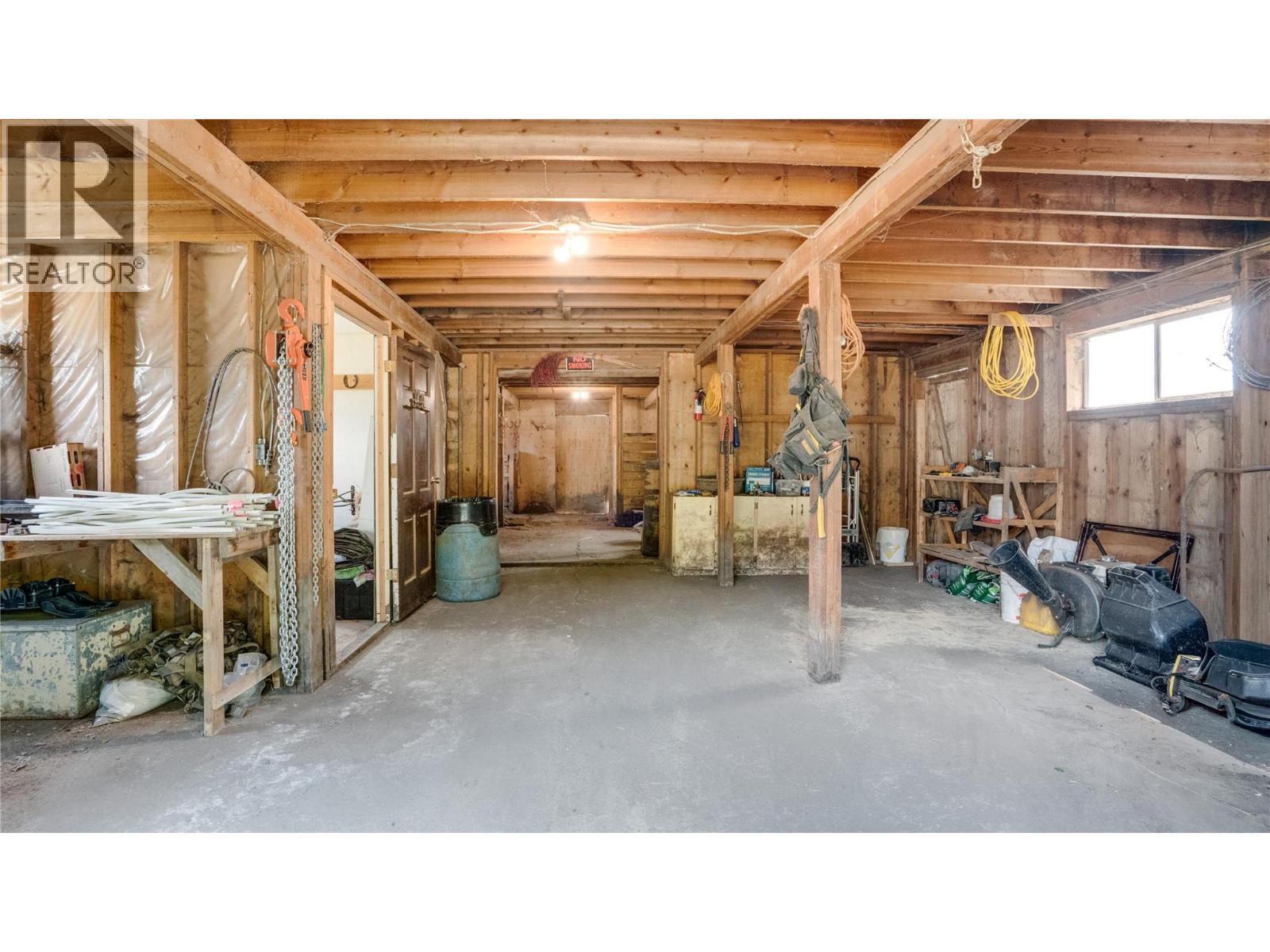 3545 Shaw Road, Falkland, British Columbia  V0E 1W1 - Photo 52 - 10397881