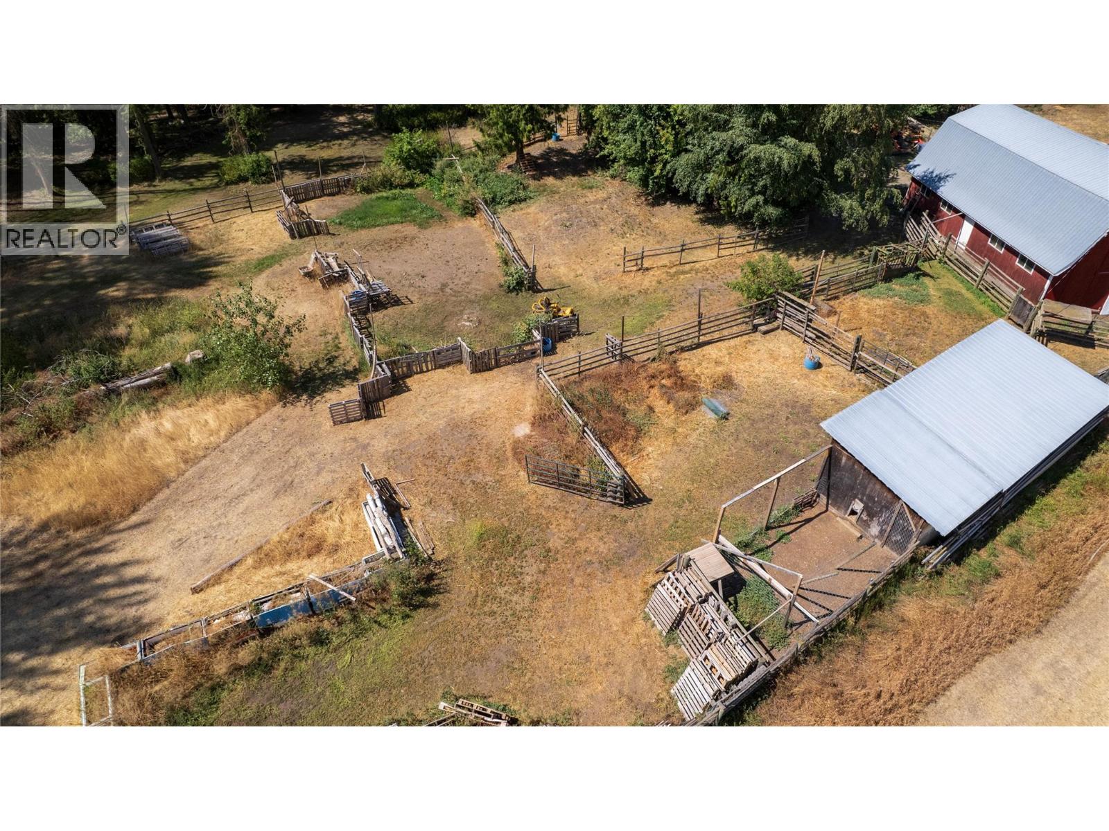 3545 Shaw Road, Falkland, British Columbia  V0E 1W1 - Photo 57 - 10397881