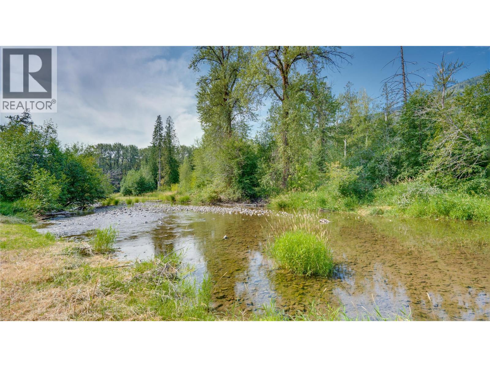 3545 Shaw Road, Falkland, British Columbia  V0E 1W1 - Photo 8 - 10397881