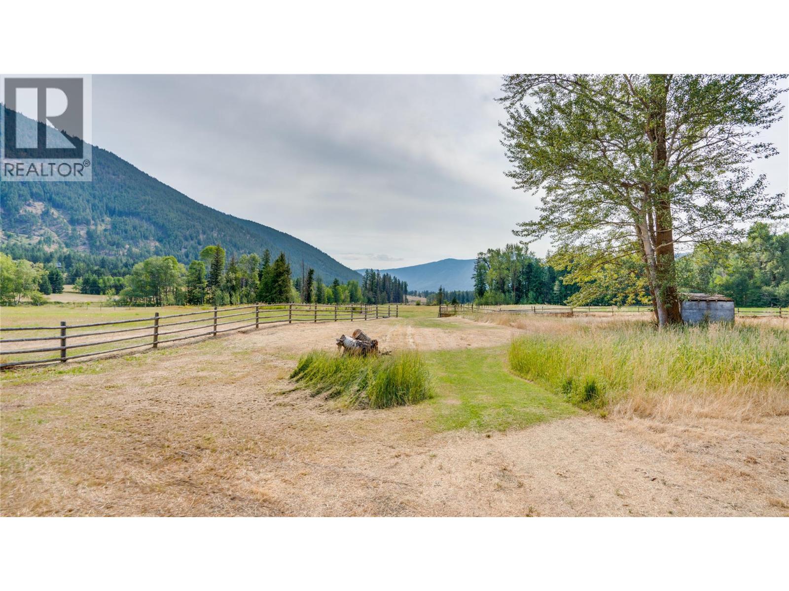 3545 Shaw Road, Falkland, British Columbia  V0E 1W1 - Photo 89 - 10397881