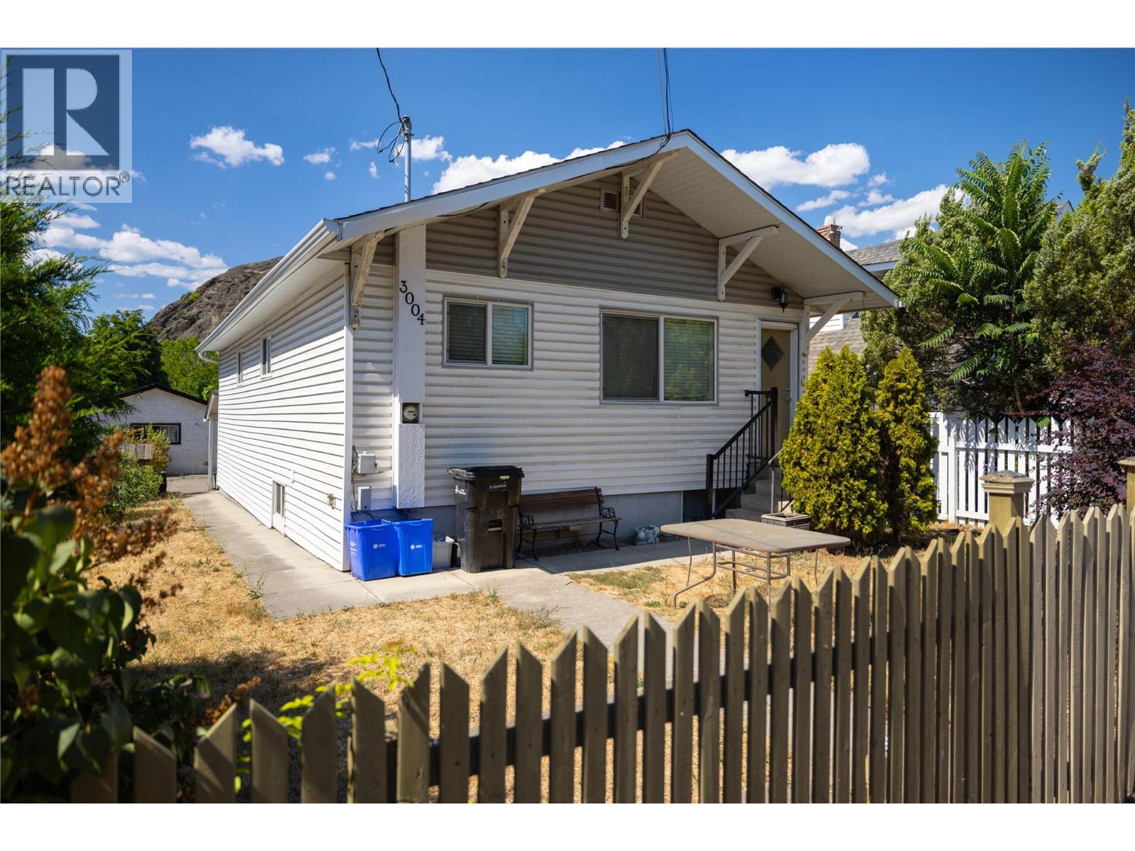 3004 38 Street, Vernon, British Columbia  V1T 6H6 - Photo 1 - 10397419