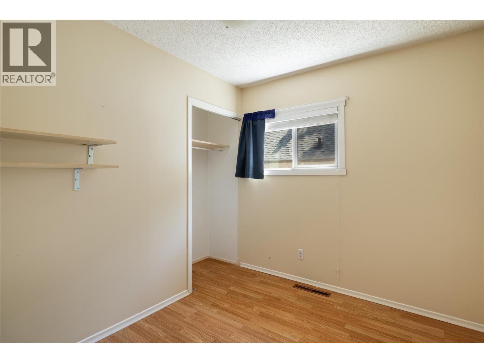 3004 38 Street, Vernon, British Columbia  V1T 6H6 - Photo 10 - 10397419