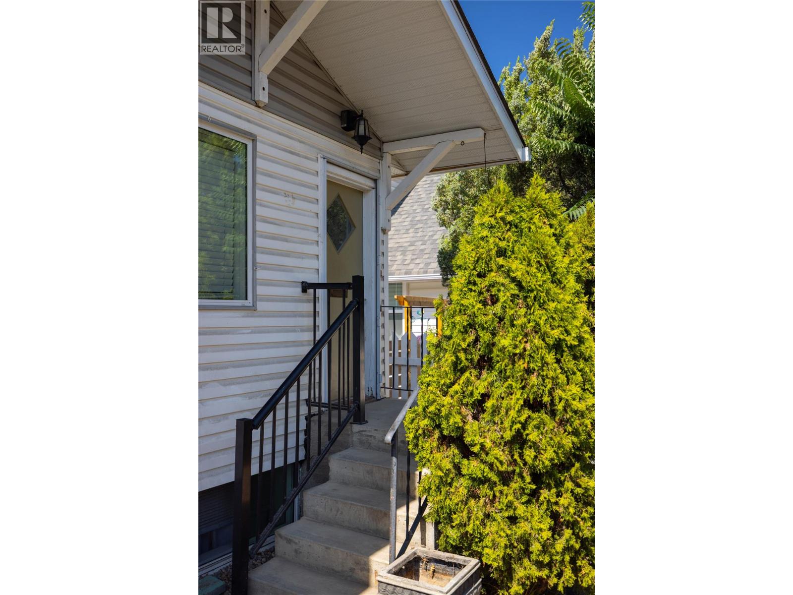 3004 38 Street, Vernon, British Columbia  V1T 6H6 - Photo 16 - 10397419