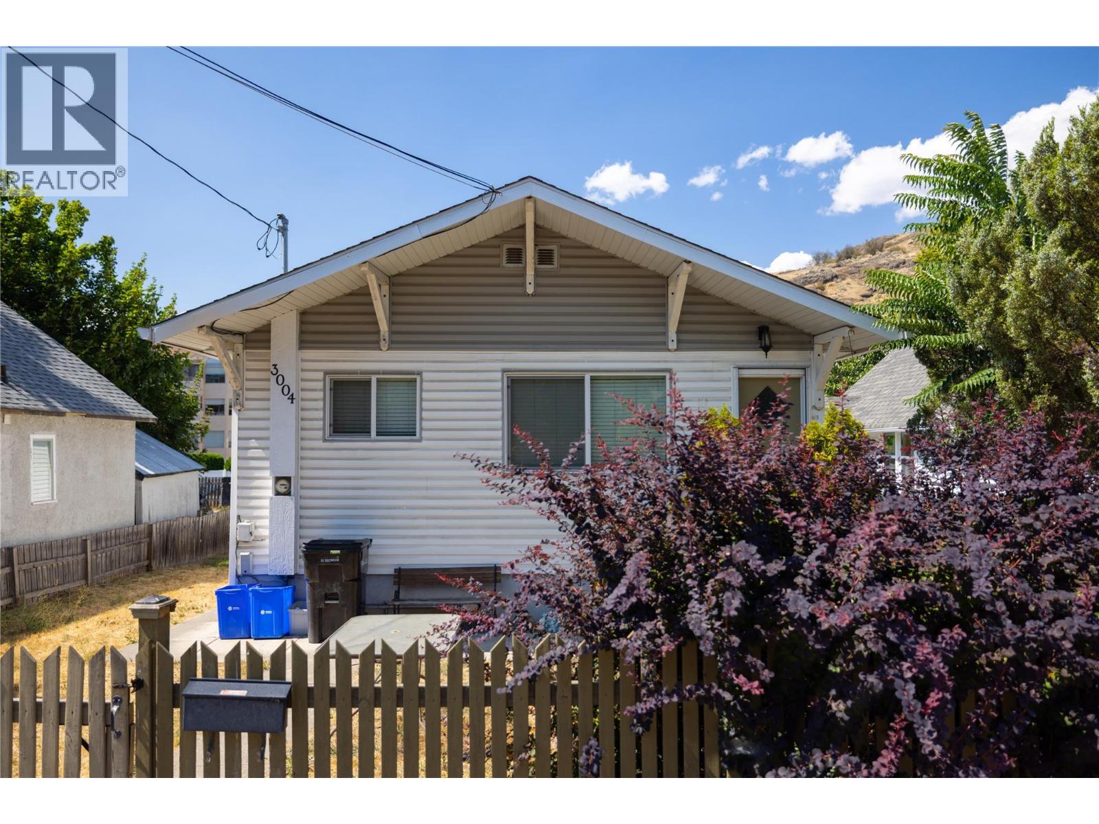 3004 38 Street, Vernon, British Columbia  V1T 6H6 - Photo 2 - 10397419