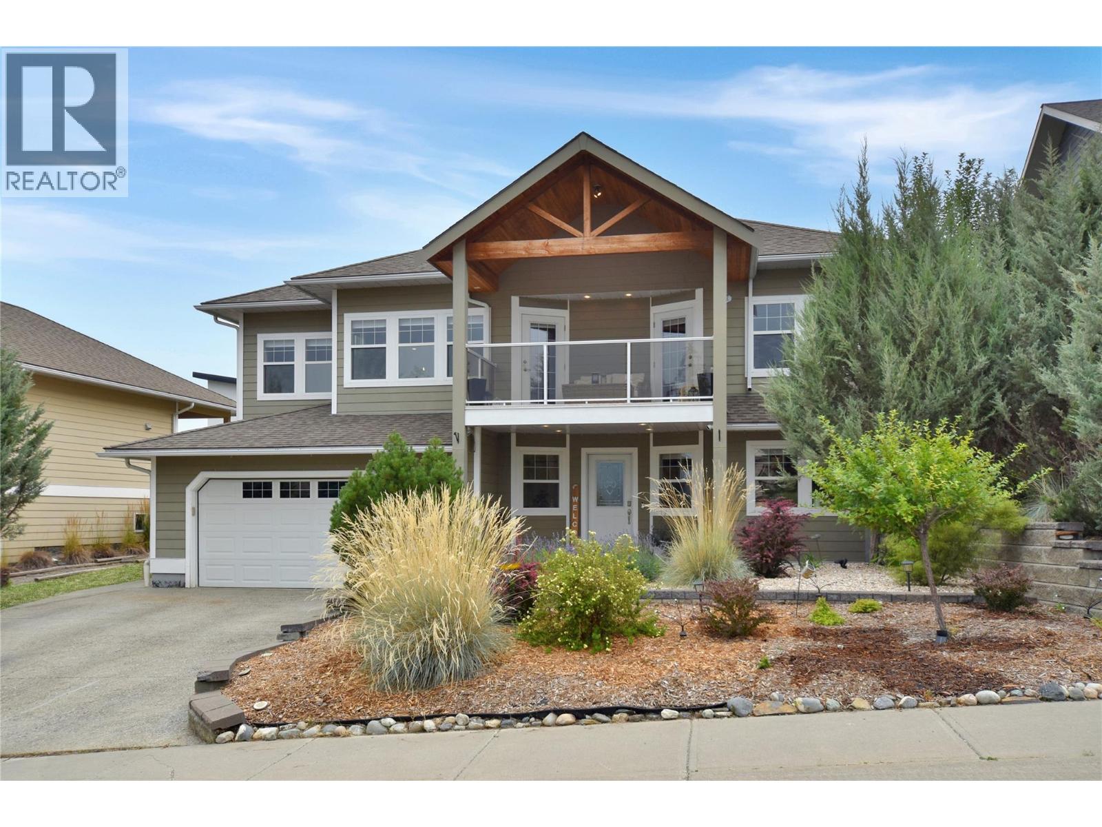 1704 2nd Ave S, Cranbrook, British Columbia  V1C 0A1 - Photo 1 - 10397915
