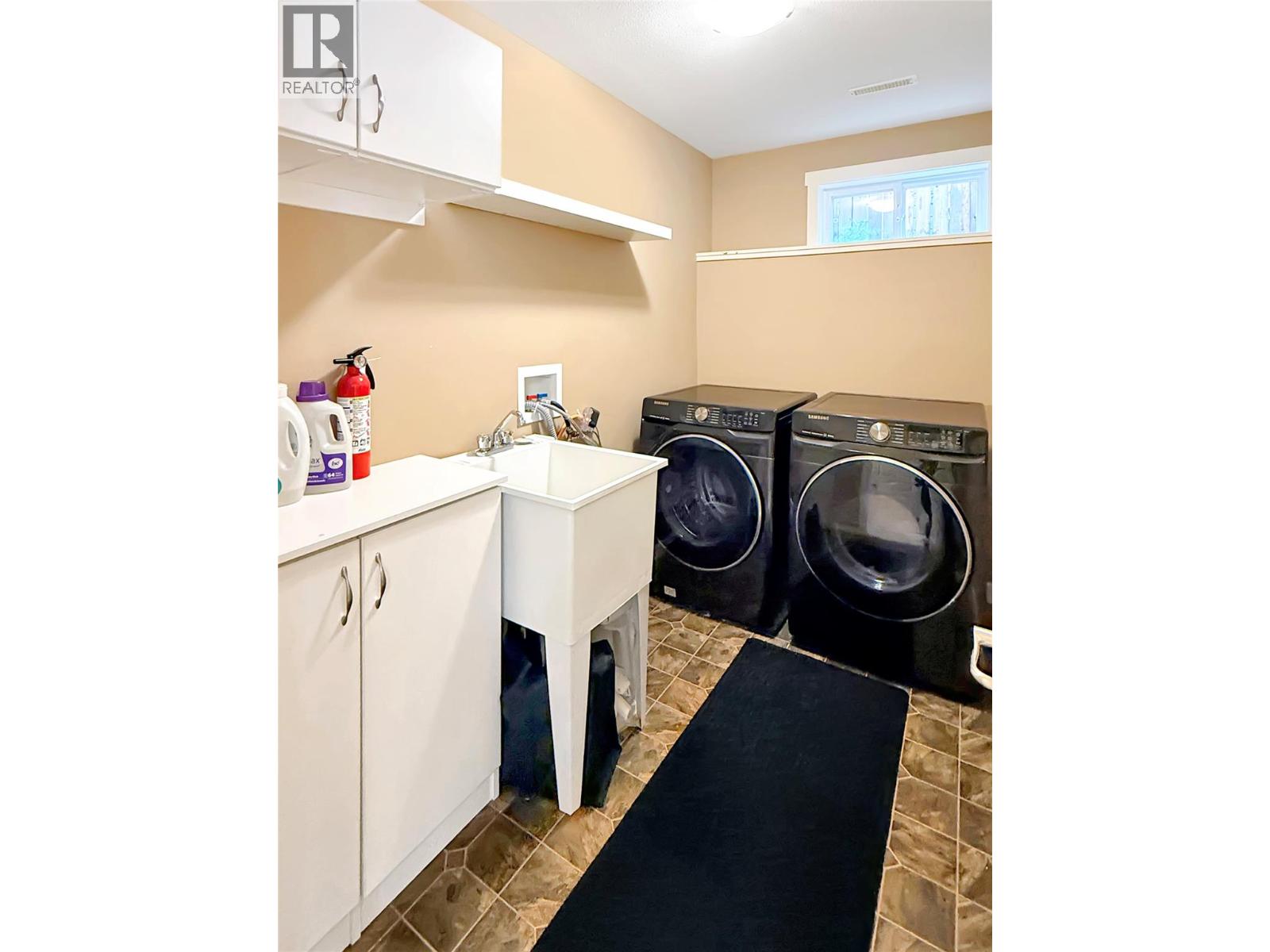 1704 2nd Ave S, Cranbrook, British Columbia  V1C 0A1 - Photo 10 - 10397915