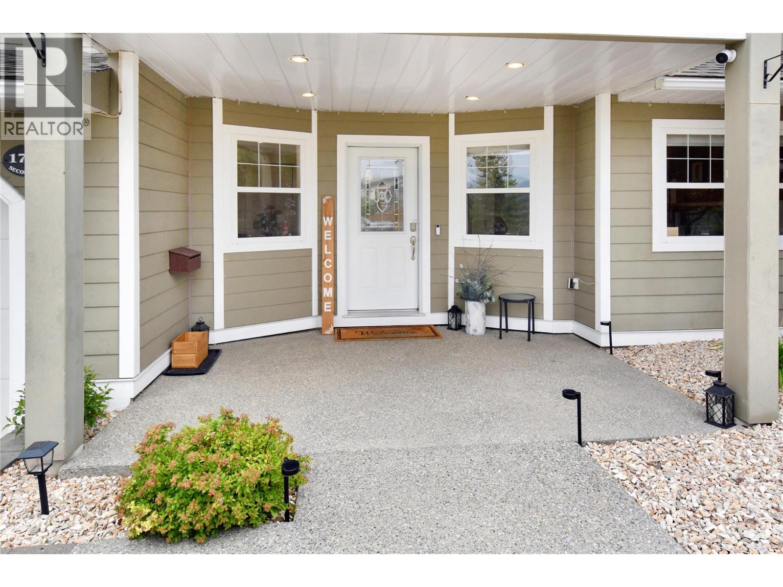 1704 2nd Ave S, Cranbrook, British Columbia  V1C 0A1 - Photo 3 - 10397915