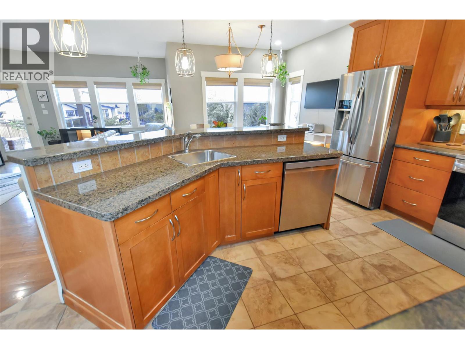 1704 2nd Ave S, Cranbrook, British Columbia  V1C 0A1 - Photo 34 - 10397915